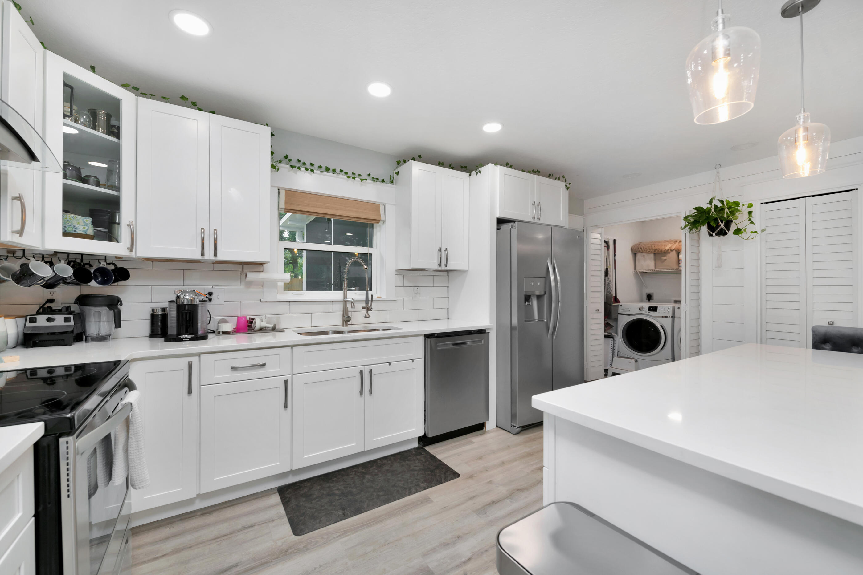 OAKLAND HEIGHTS - Residential