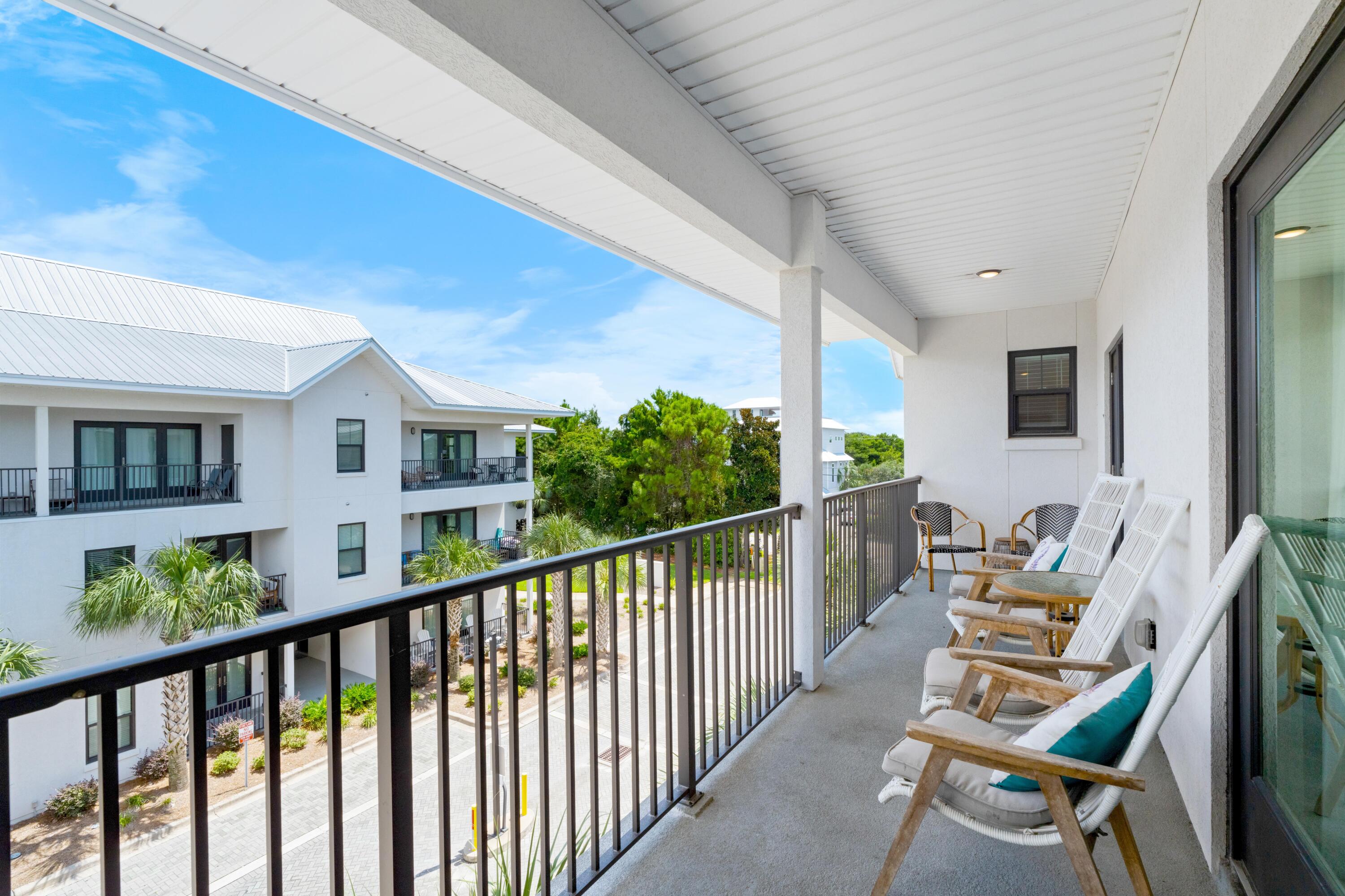 HIDDEN LAKE Condominium - Residential