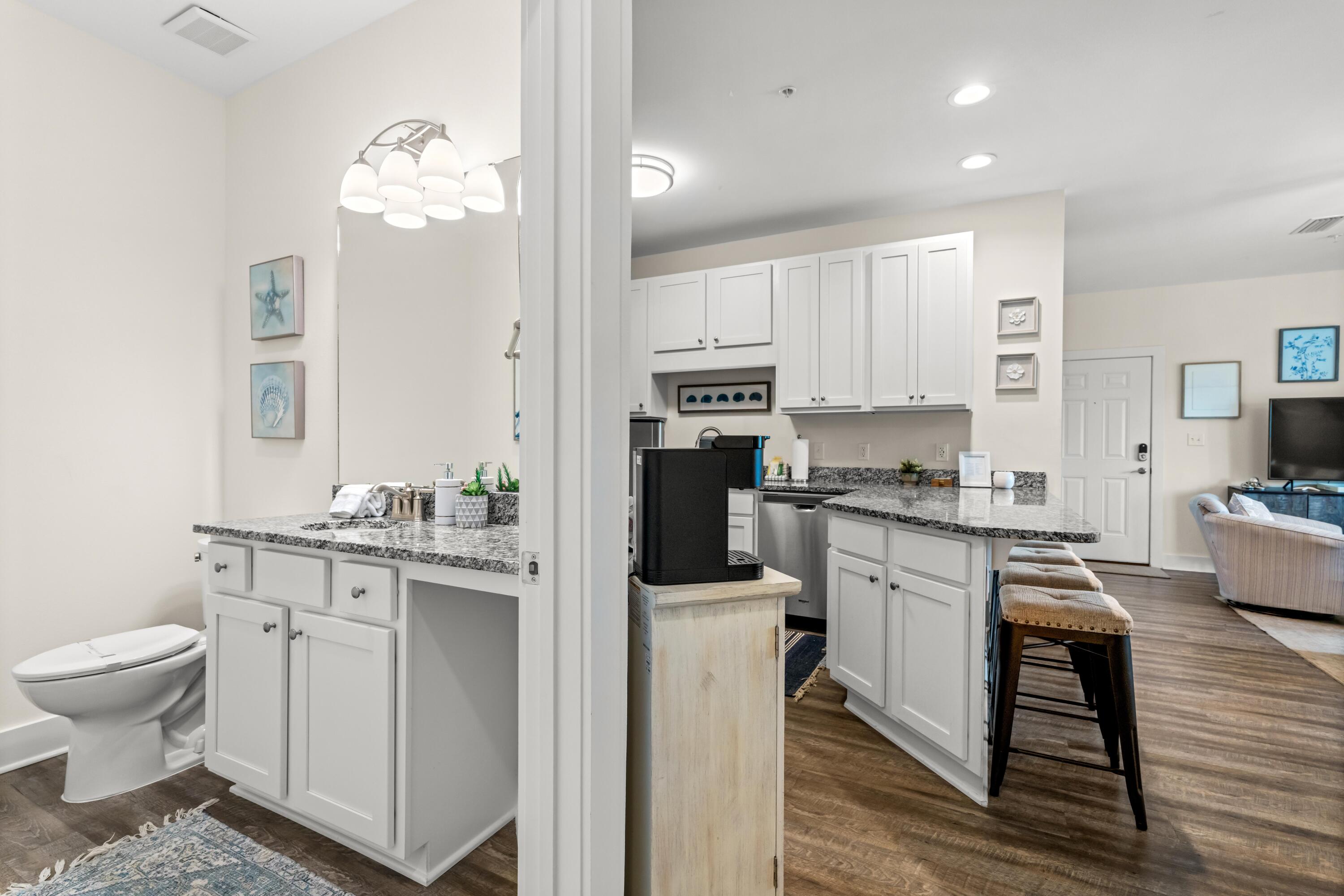 HIDDEN LAKE Condominium - Residential