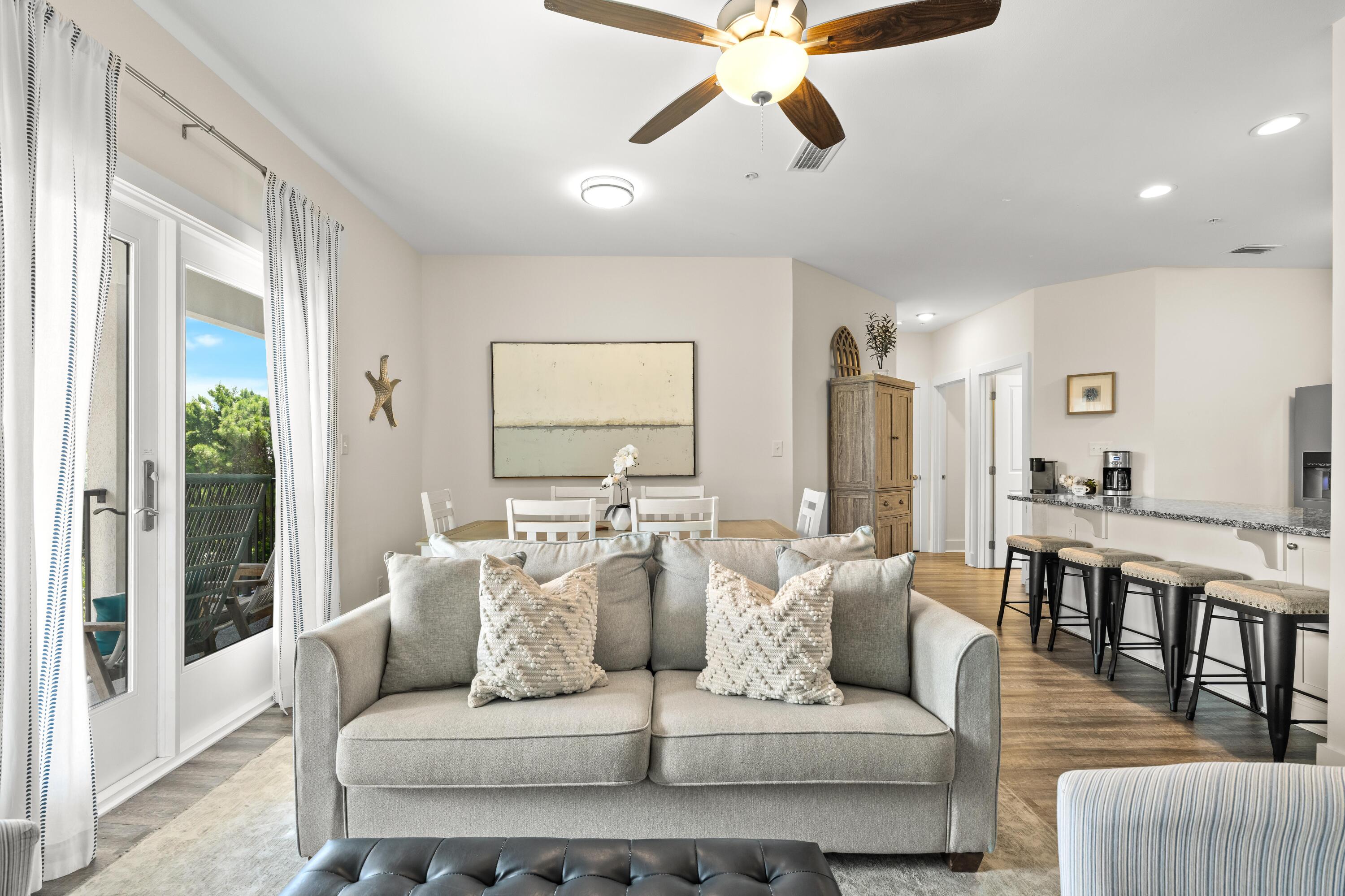 HIDDEN LAKE Condominium - Residential