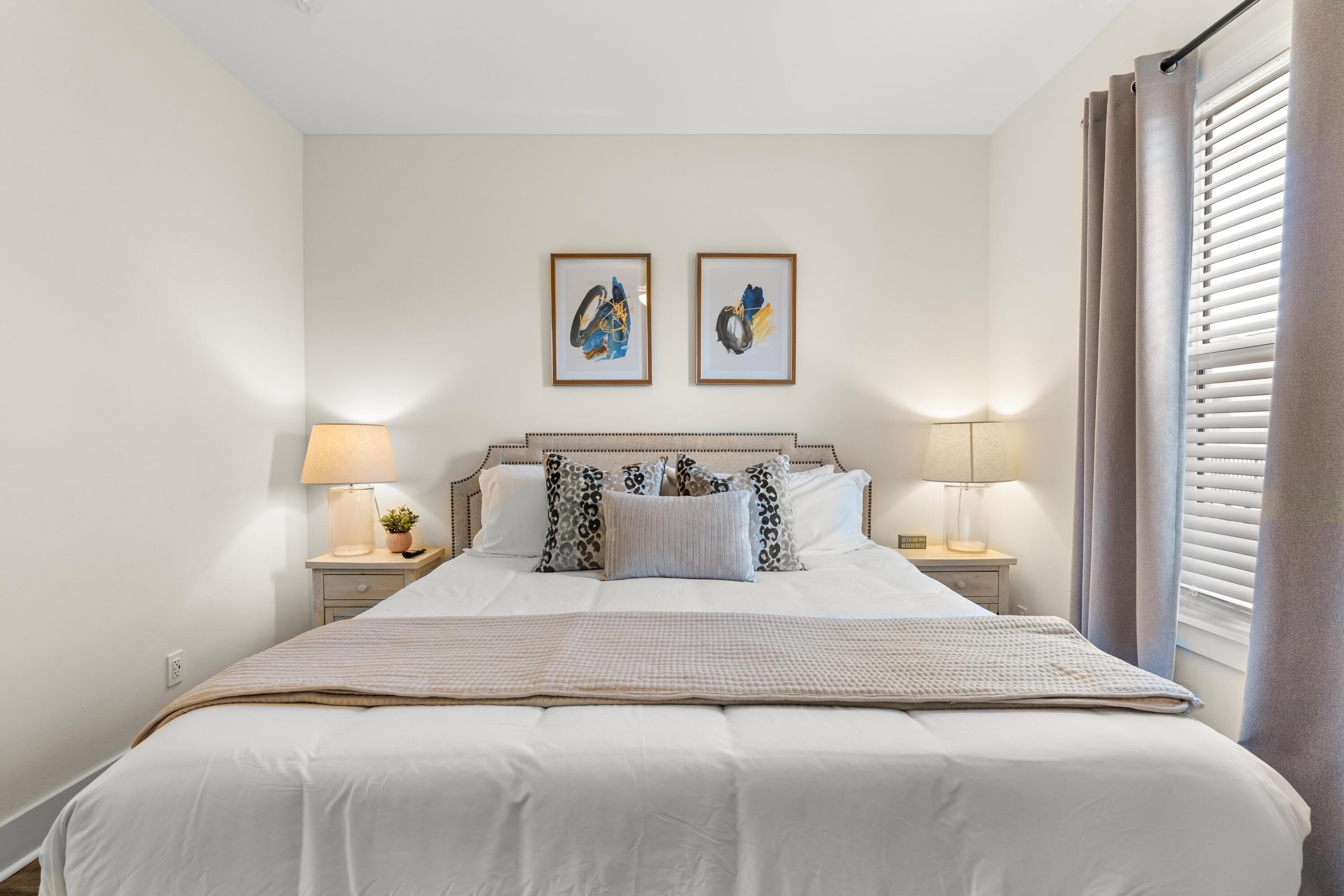 HIDDEN LAKE Condominium - Residential