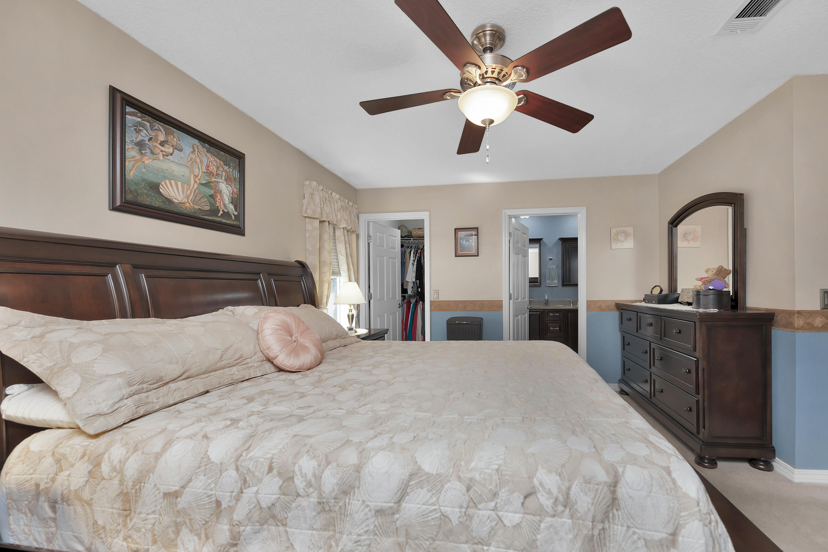 EMERALD VILLAGE S/D LOT 43 BLK B - Residential