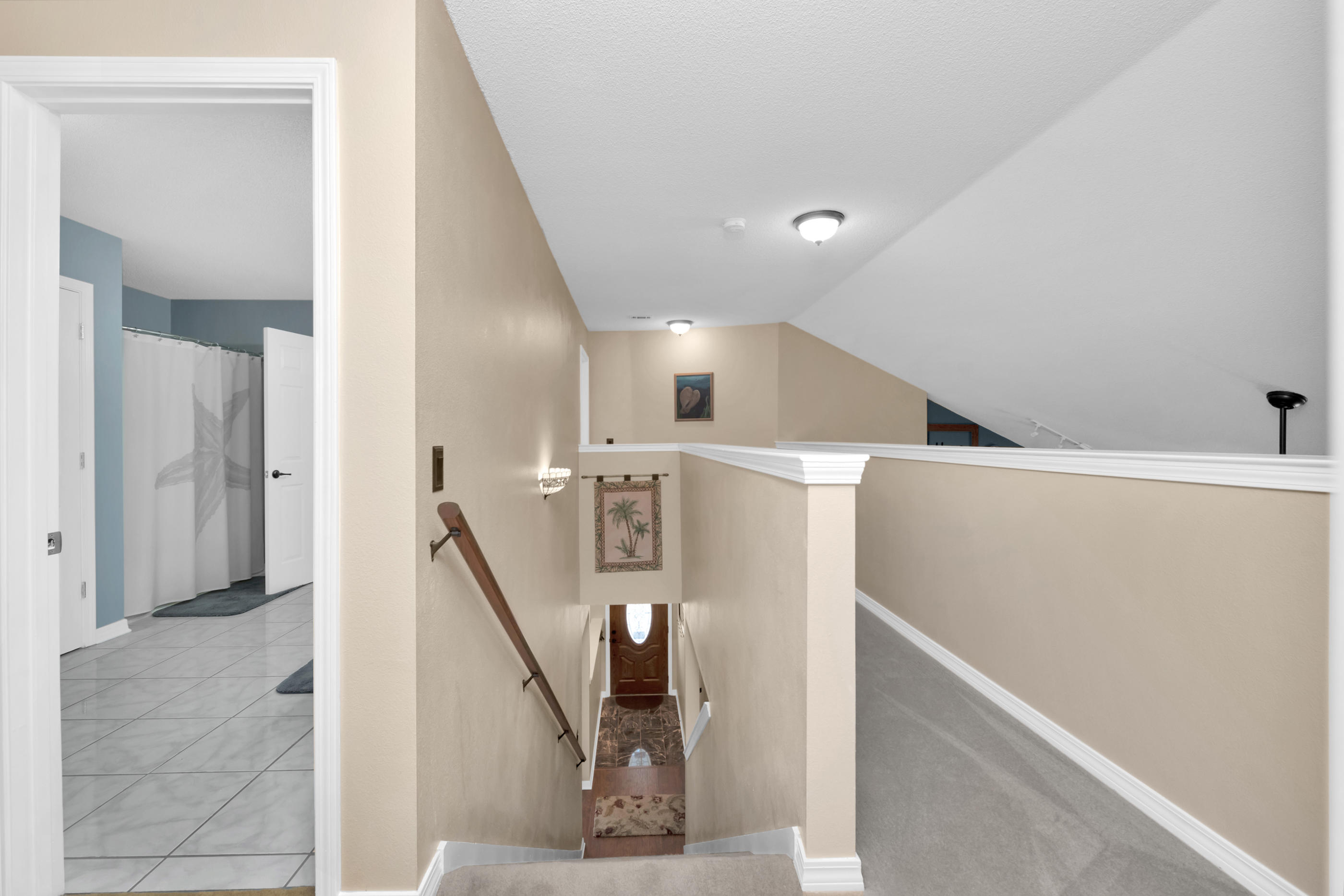 EMERALD VILLAGE S/D LOT 43 BLK B - Residential