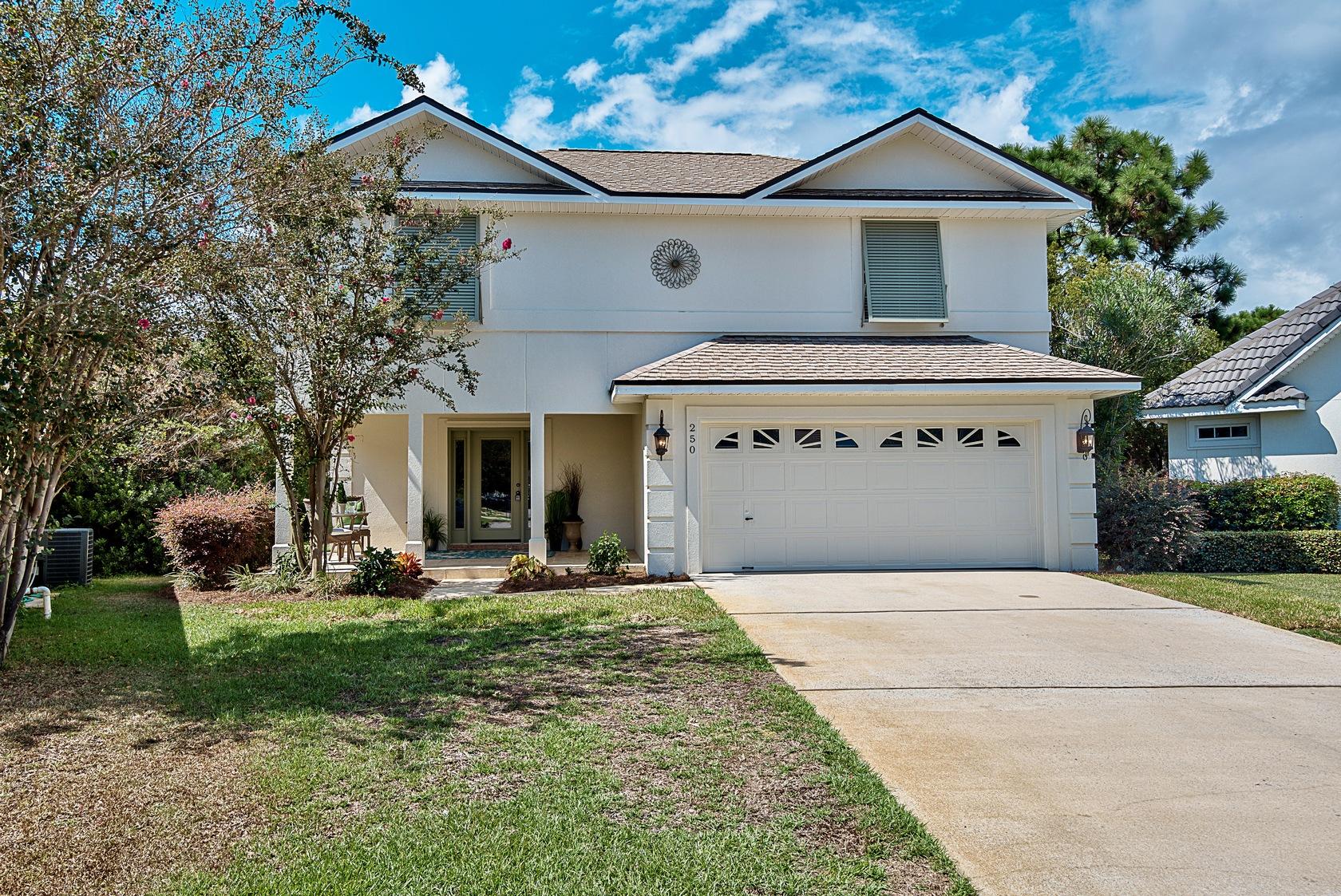 EMERALD LAKES PH 1 - Residential