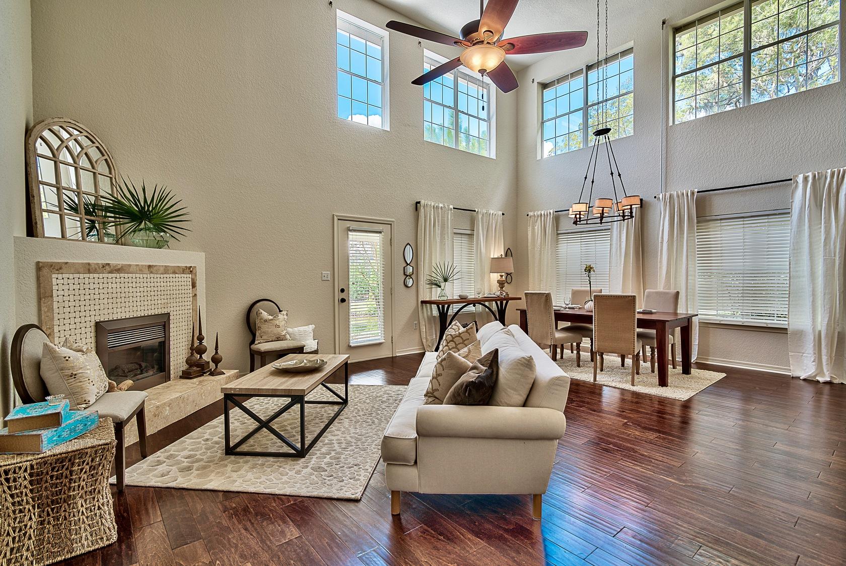 EMERALD LAKES PH 1 - Residential