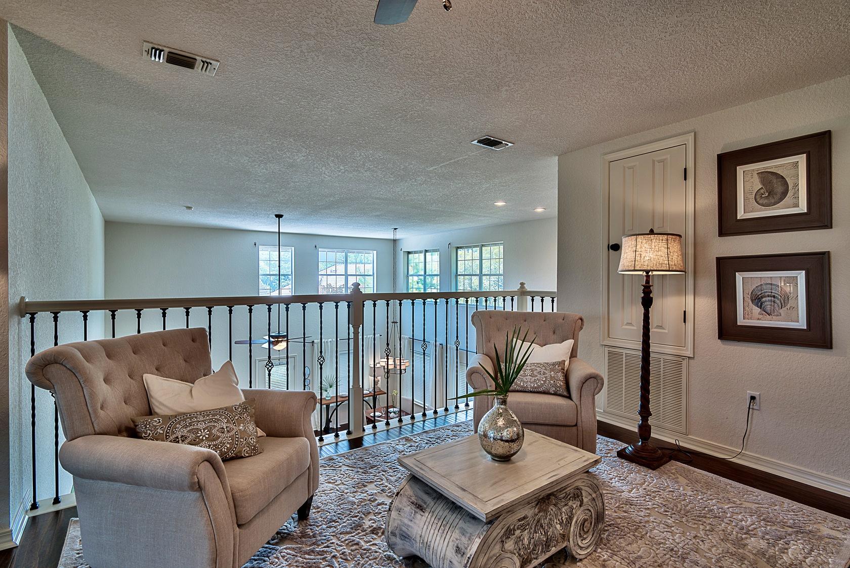 EMERALD LAKES PH 1 - Residential