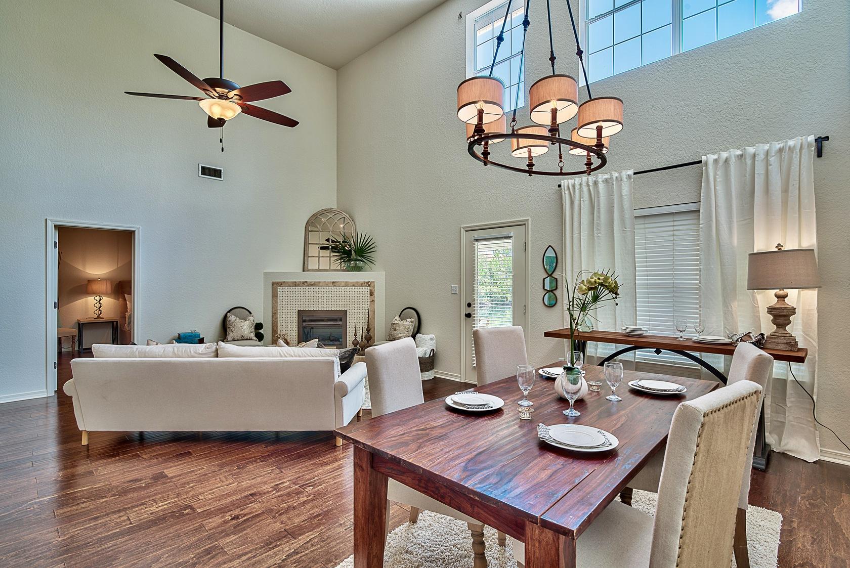 EMERALD LAKES PH 1 - Residential