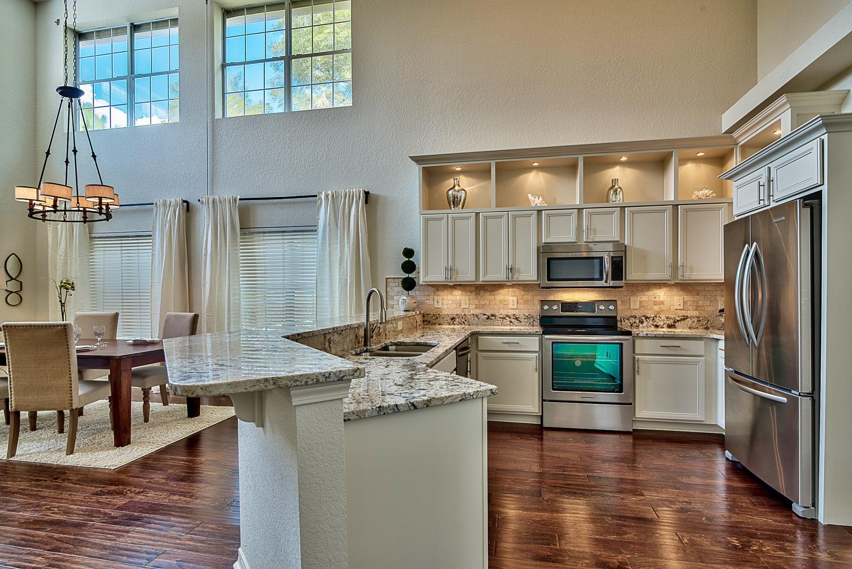 EMERALD LAKES PH 1 - Residential