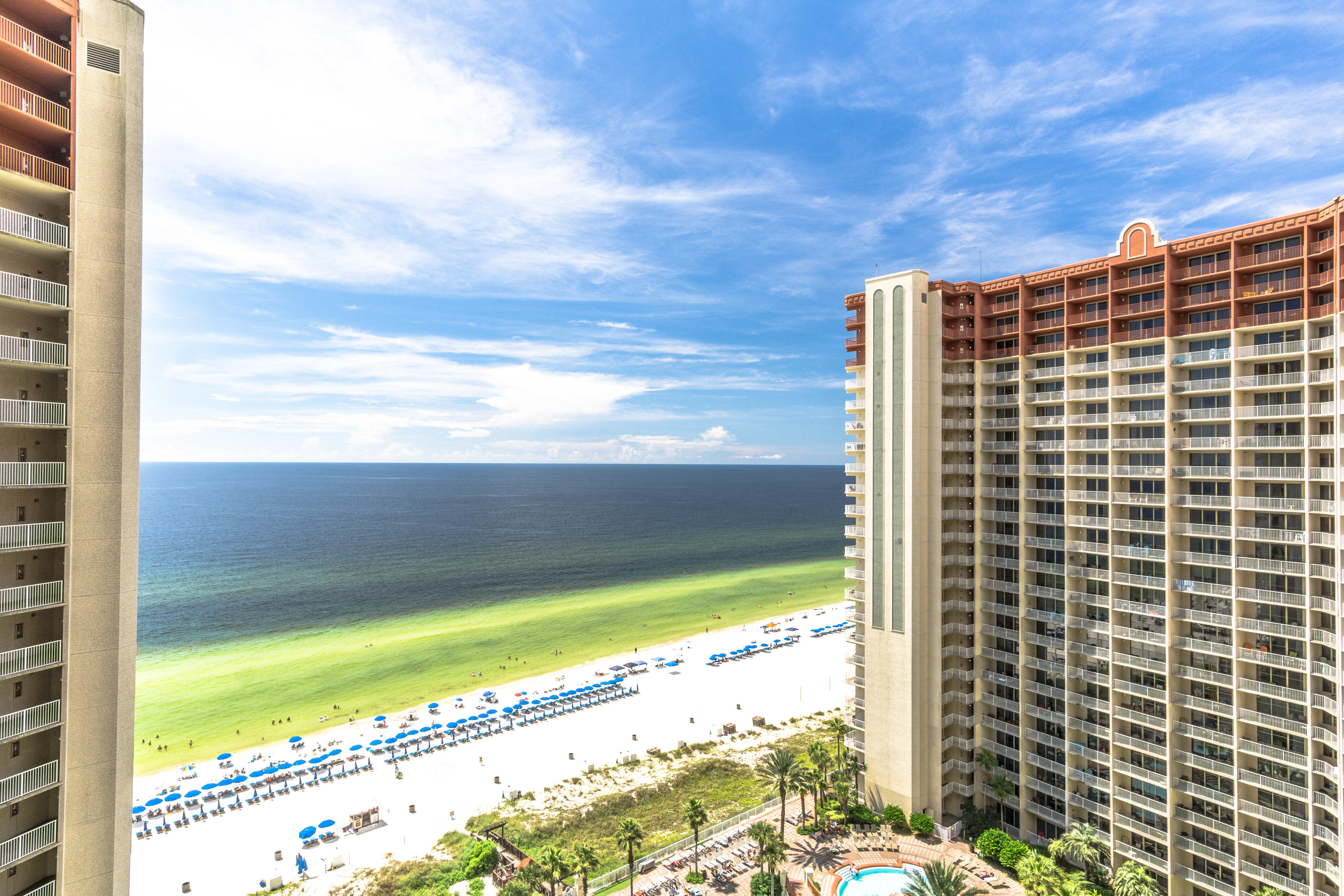 This luxurious condo with exclusive views from the 21st floor is in a rental machine, Shores of Panama, with the best lagoon pool on the beach. This listing is part of a bulk ownership with six other units identical to this unit.