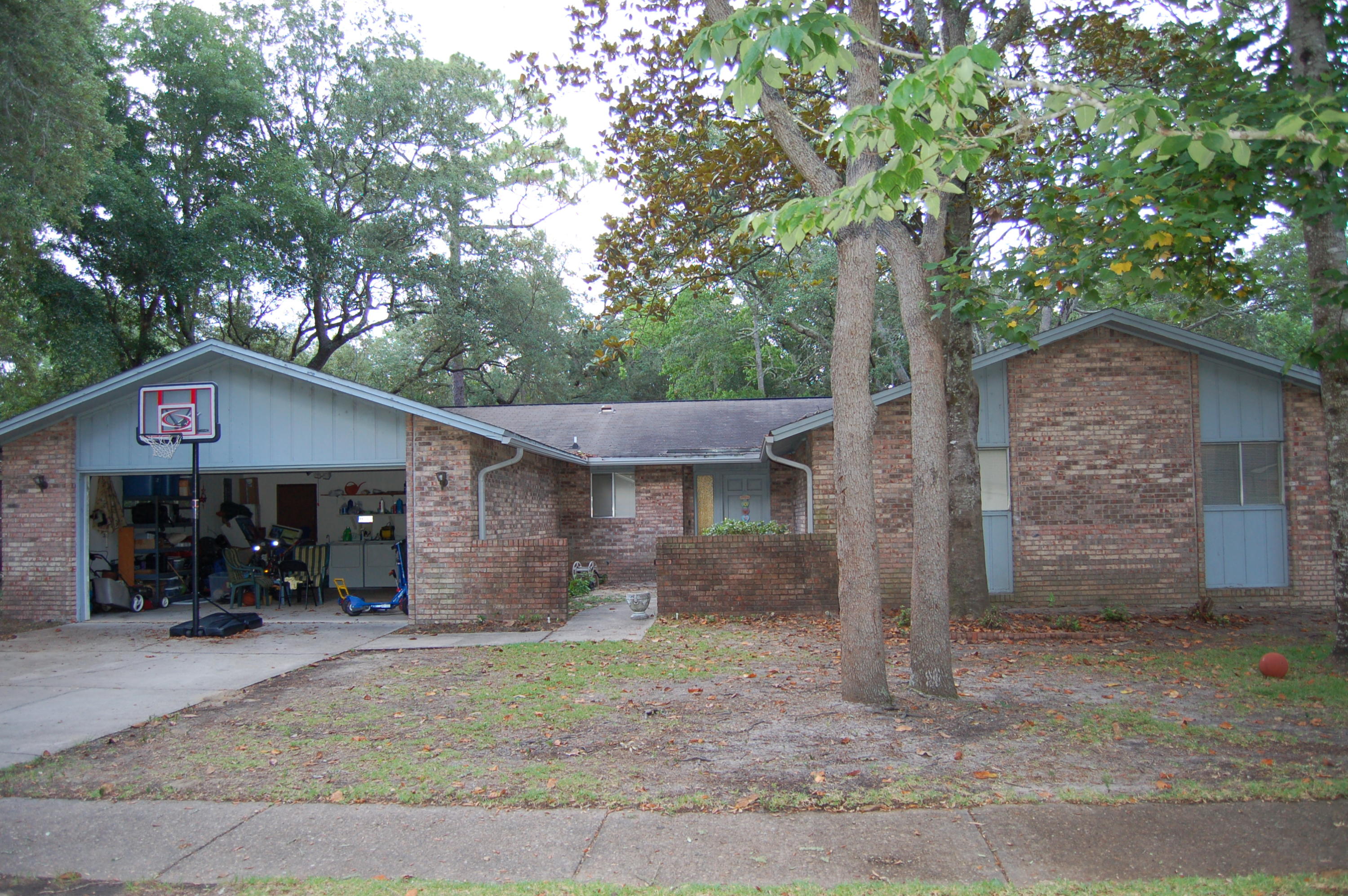 KENWOOD 4TH ADD LOT 4 BLK B - Residential Lease