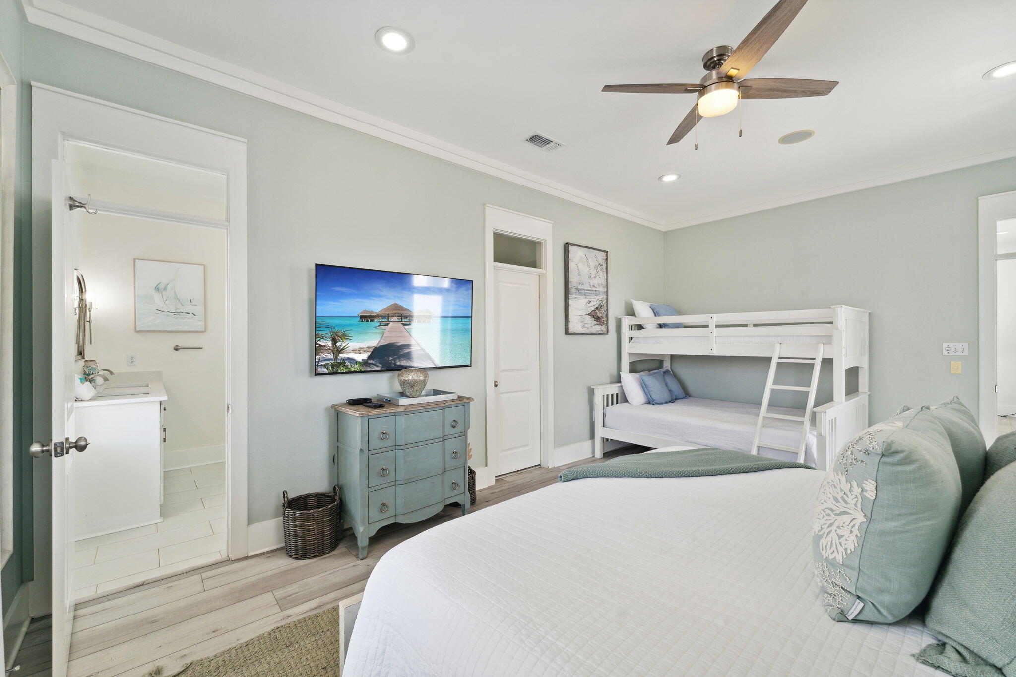 FRANGISTA BEACH 1ST ADDN - Residential