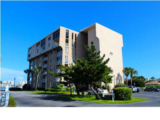 Excellent opportunity to purchase a 2BR/2BA unit in harbor front Dolphin Point. Unit is on the sixth floor corner with spectacular views of the harbor, Holiday Isle and the Gulf of Mexico. Dolphin Point community amenities include boat slips (not included with this unit but can be rented/leased) and pool and tennis court and an easy walk to the beach access. Dolphin Point is located on the South East Side of Destin Harbor.