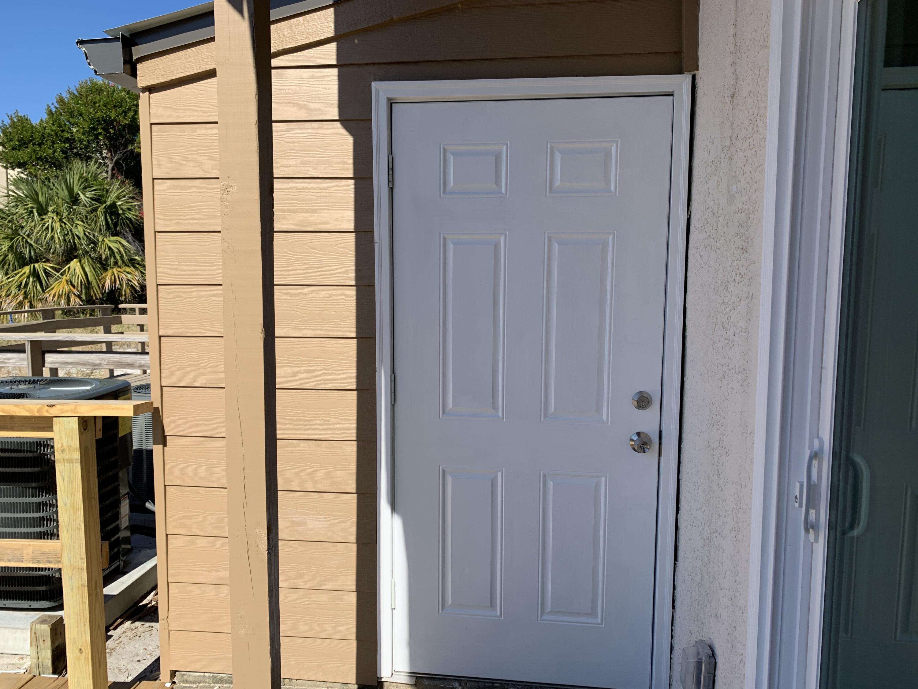 Manor Shores Villas - Residential