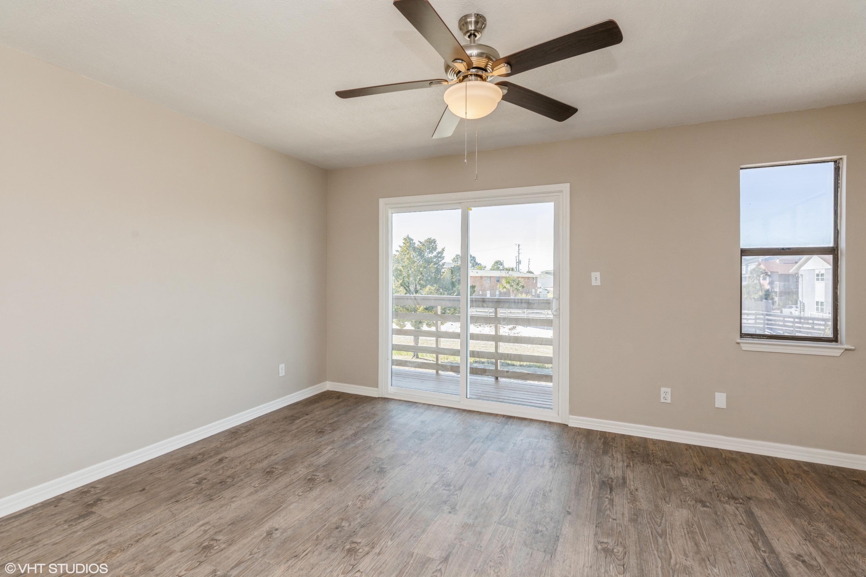 Manor Shores Villas - Residential