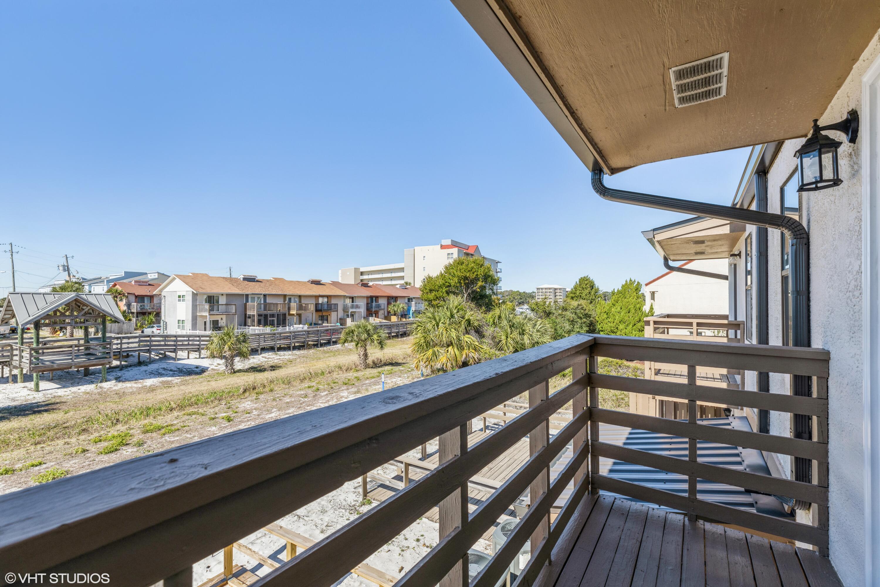 Manor Shores Villas - Residential