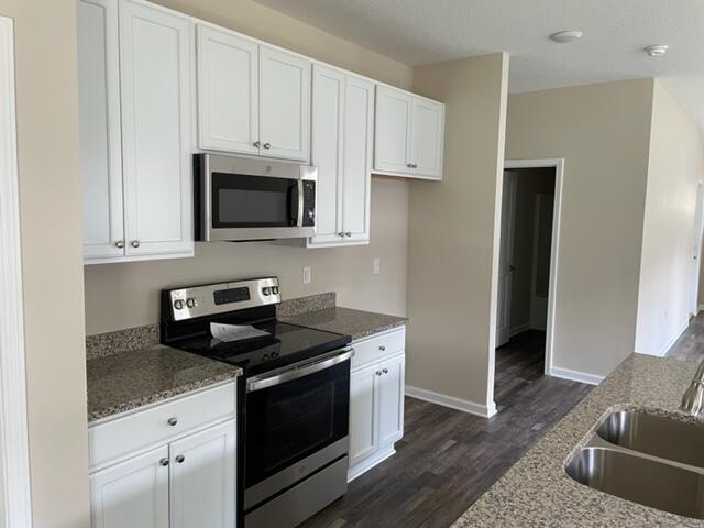 CRESTVIEW - Residential