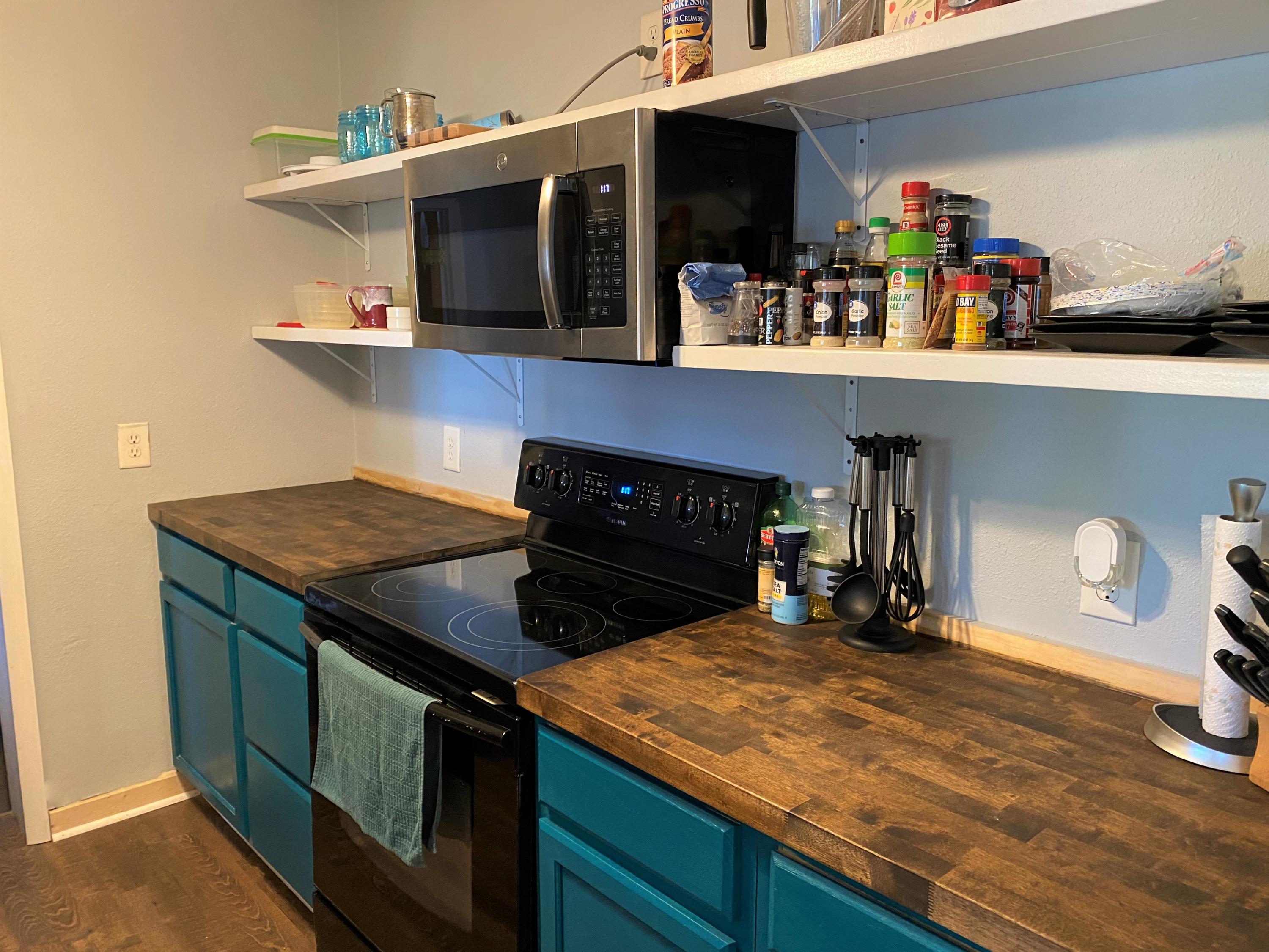 SEABREEZE ADD #3 LOT 2 BLK G - Residential