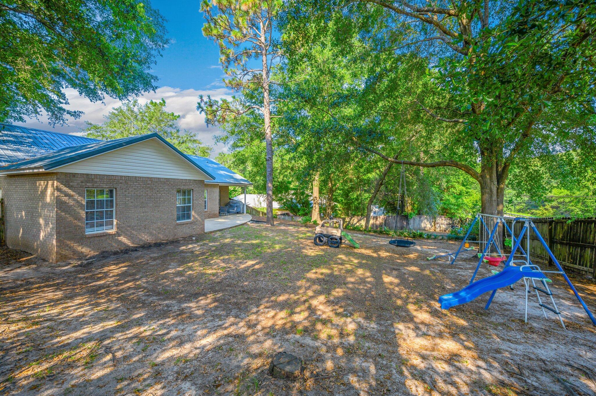 HUNTER WOODS - Residential