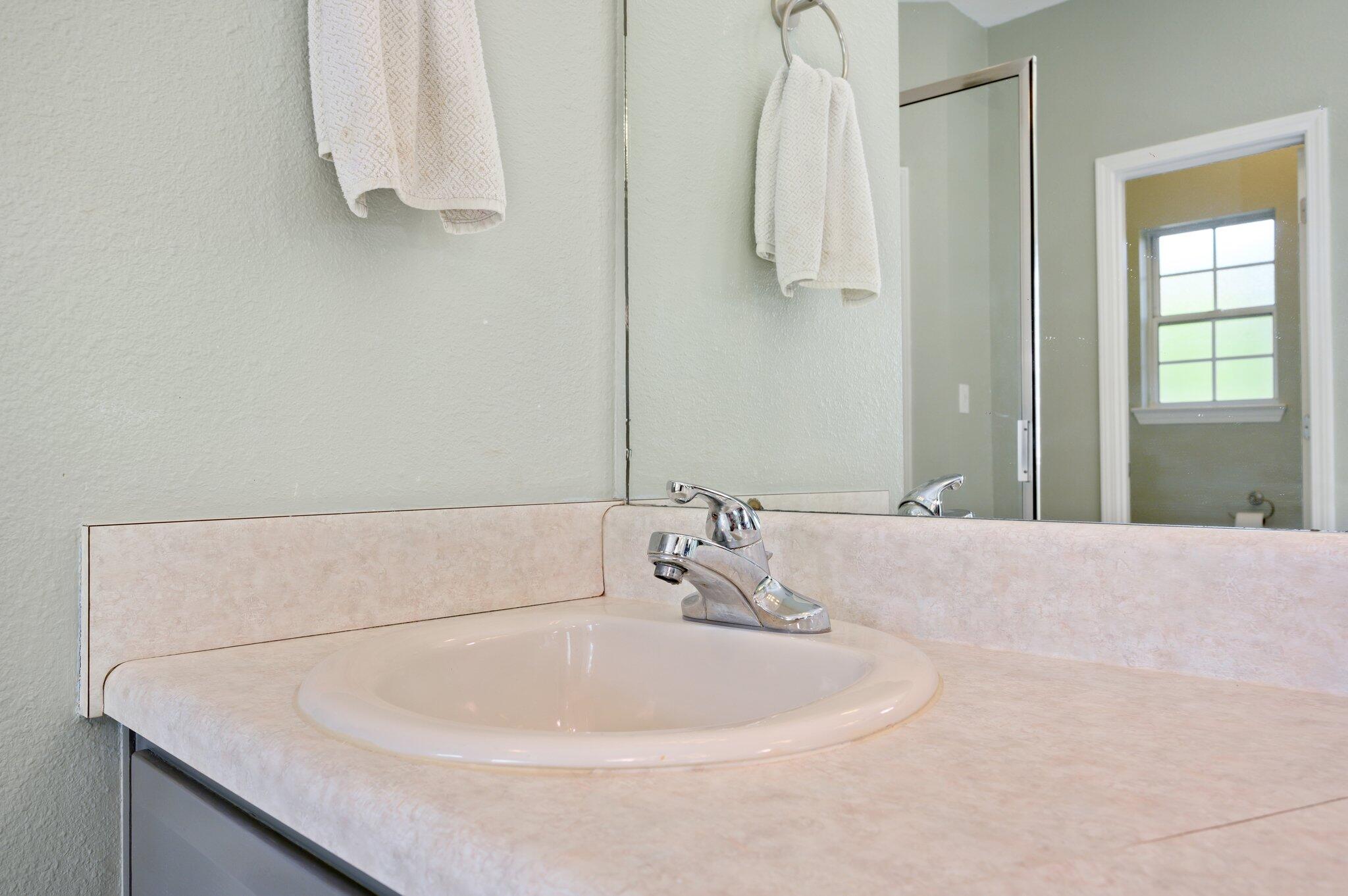 HUNTER WOODS - Residential