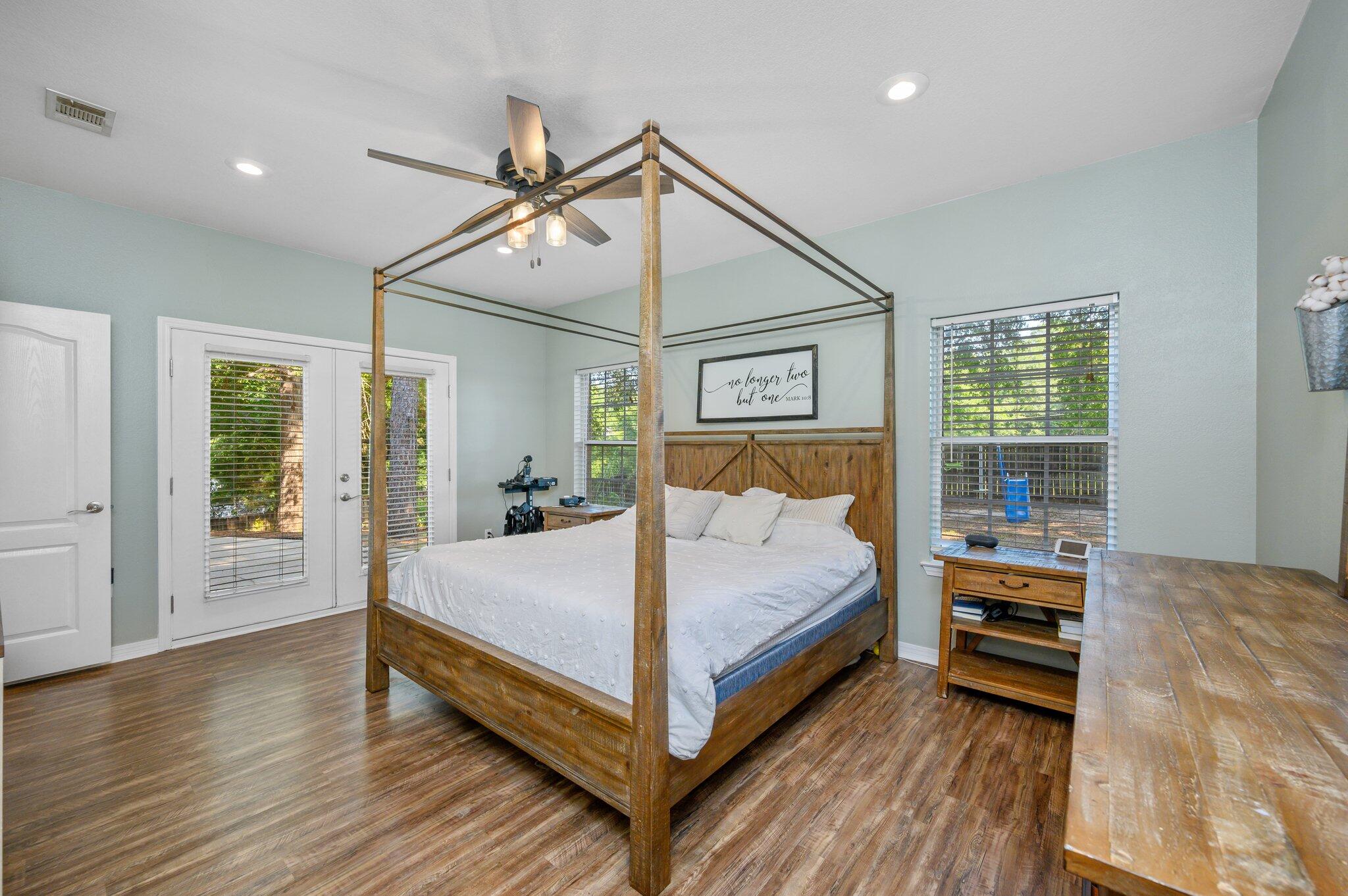 HUNTER WOODS - Residential