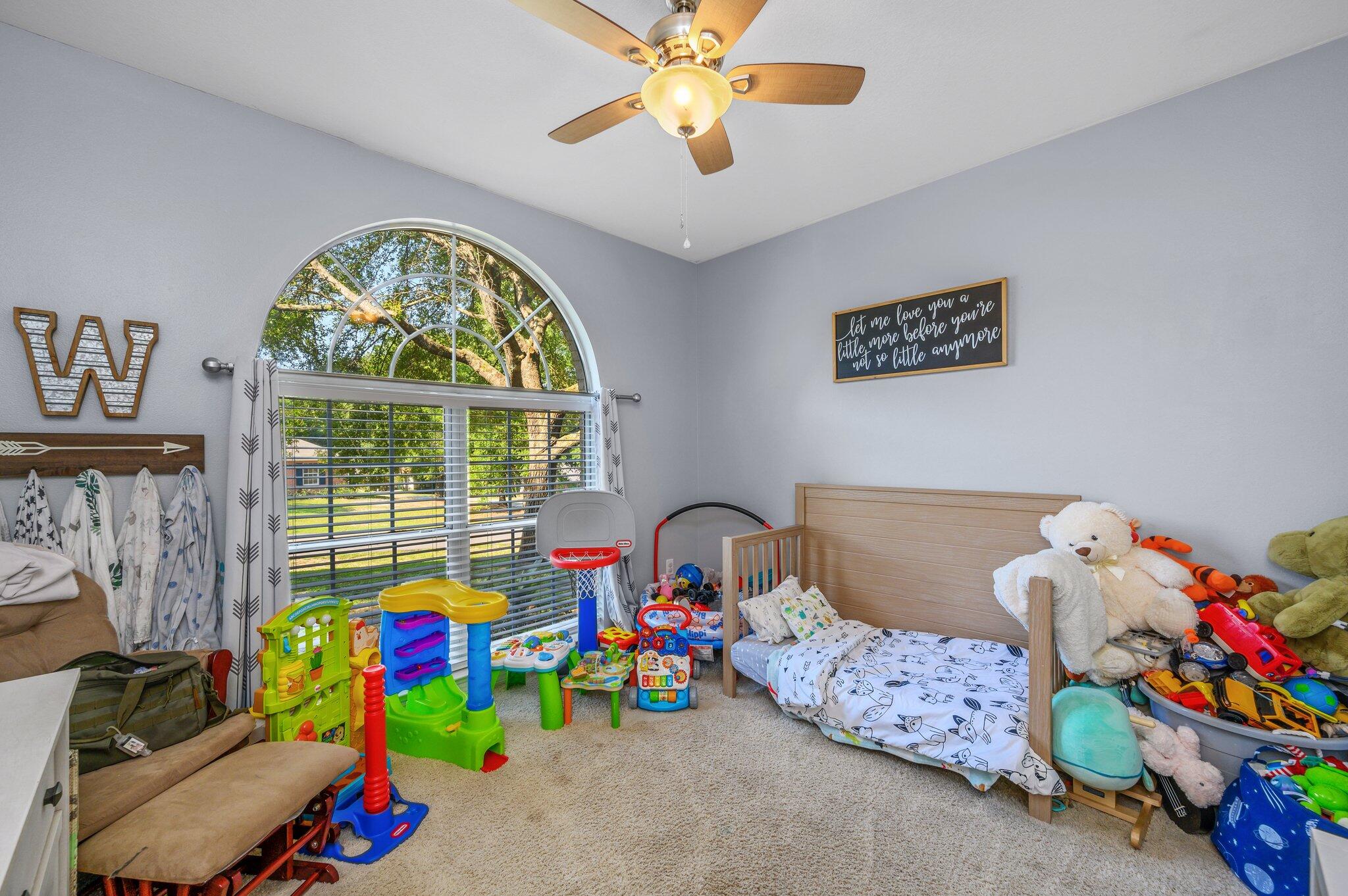 HUNTER WOODS - Residential