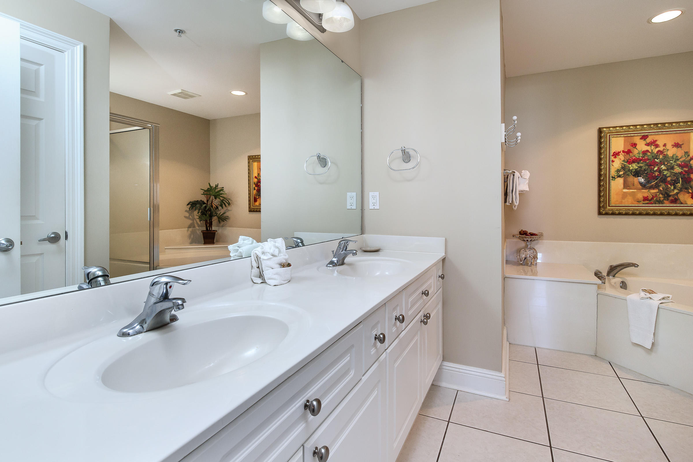 SUMMER PLACE - Residential