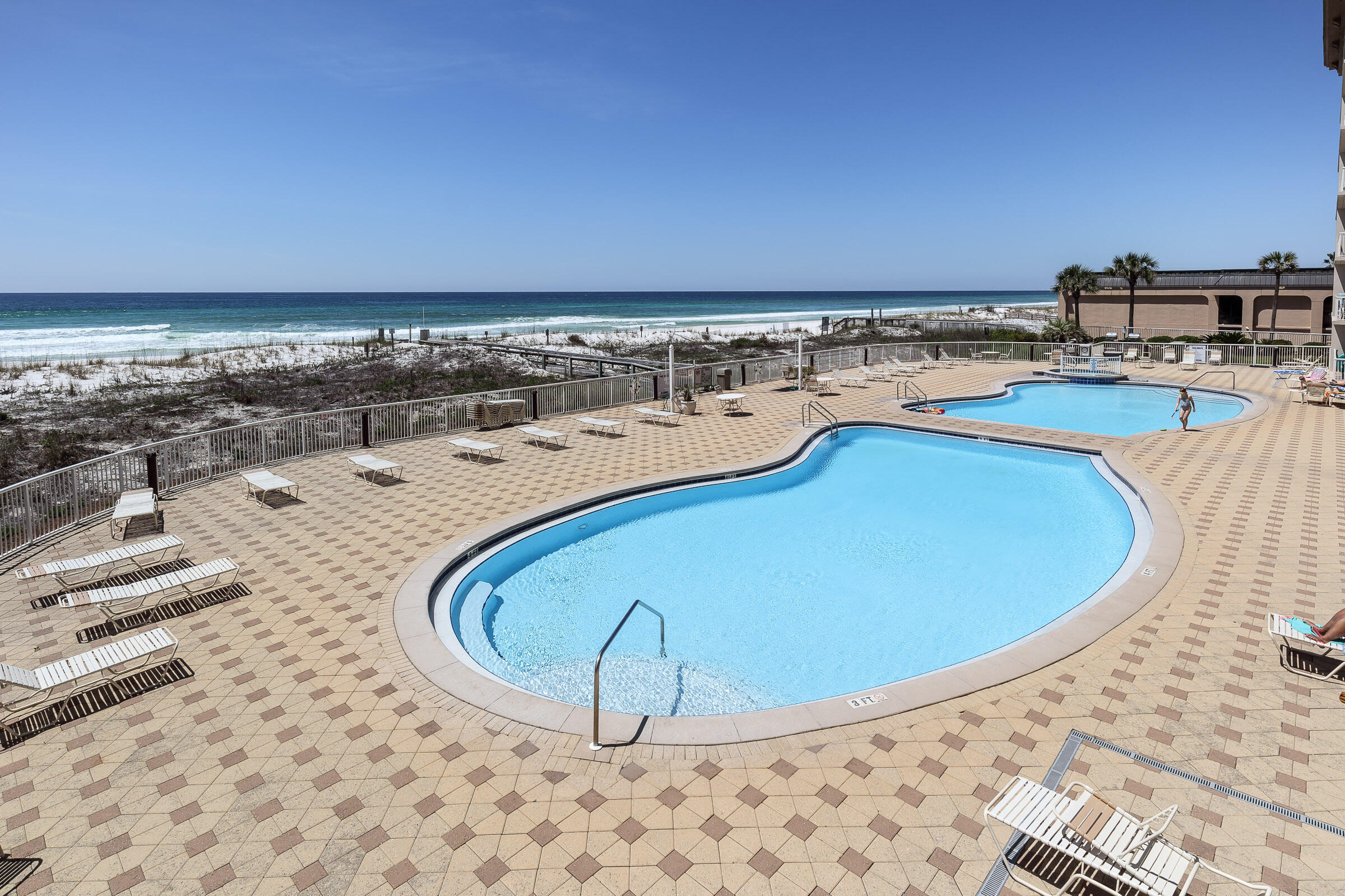 SUMMER PLACE - Residential