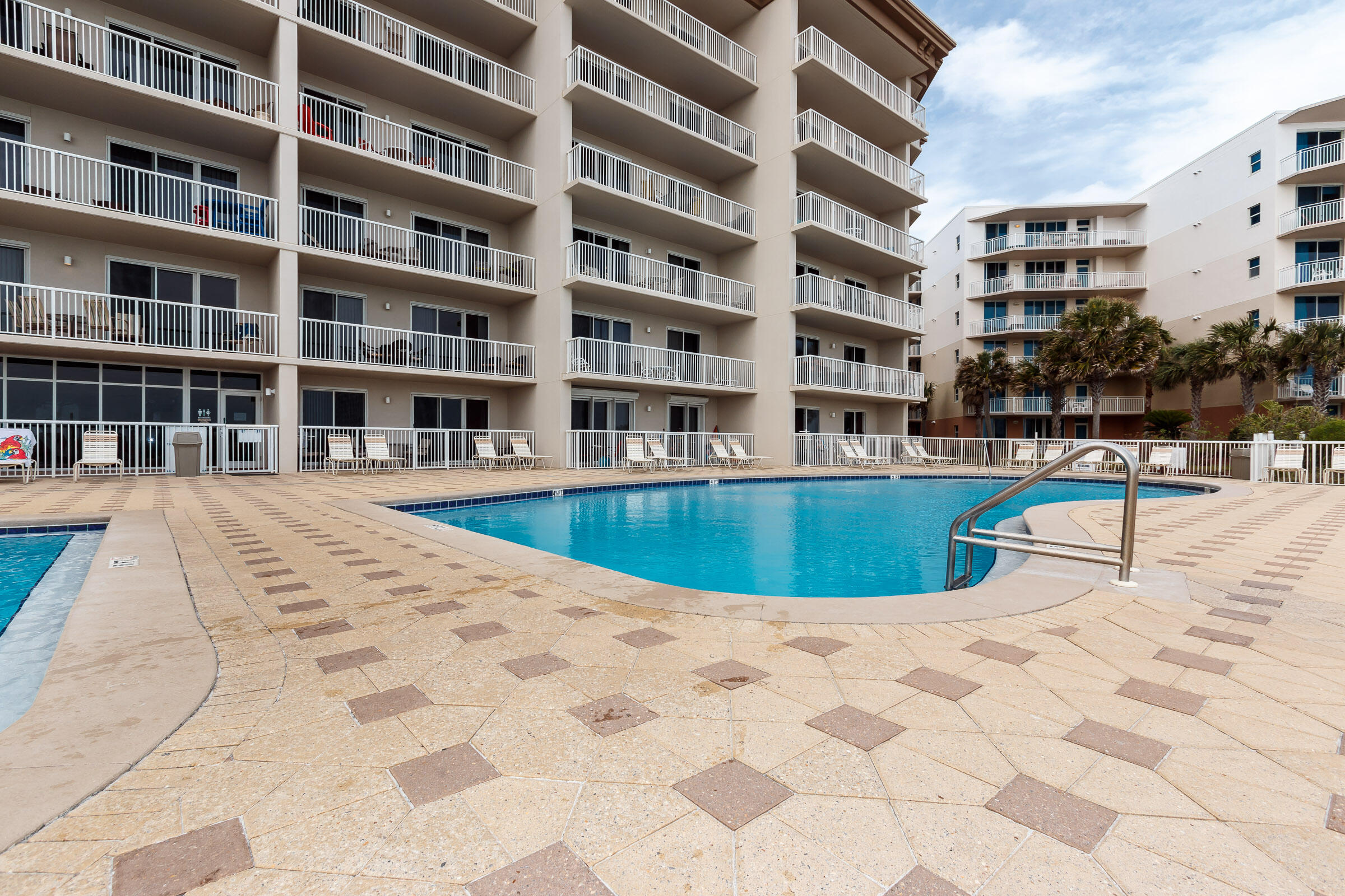 SUMMER PLACE - Residential