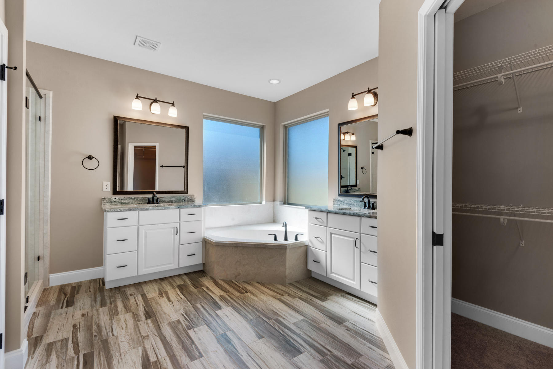 MAJESTIC OAKS AT OCEAN CITY - Residential