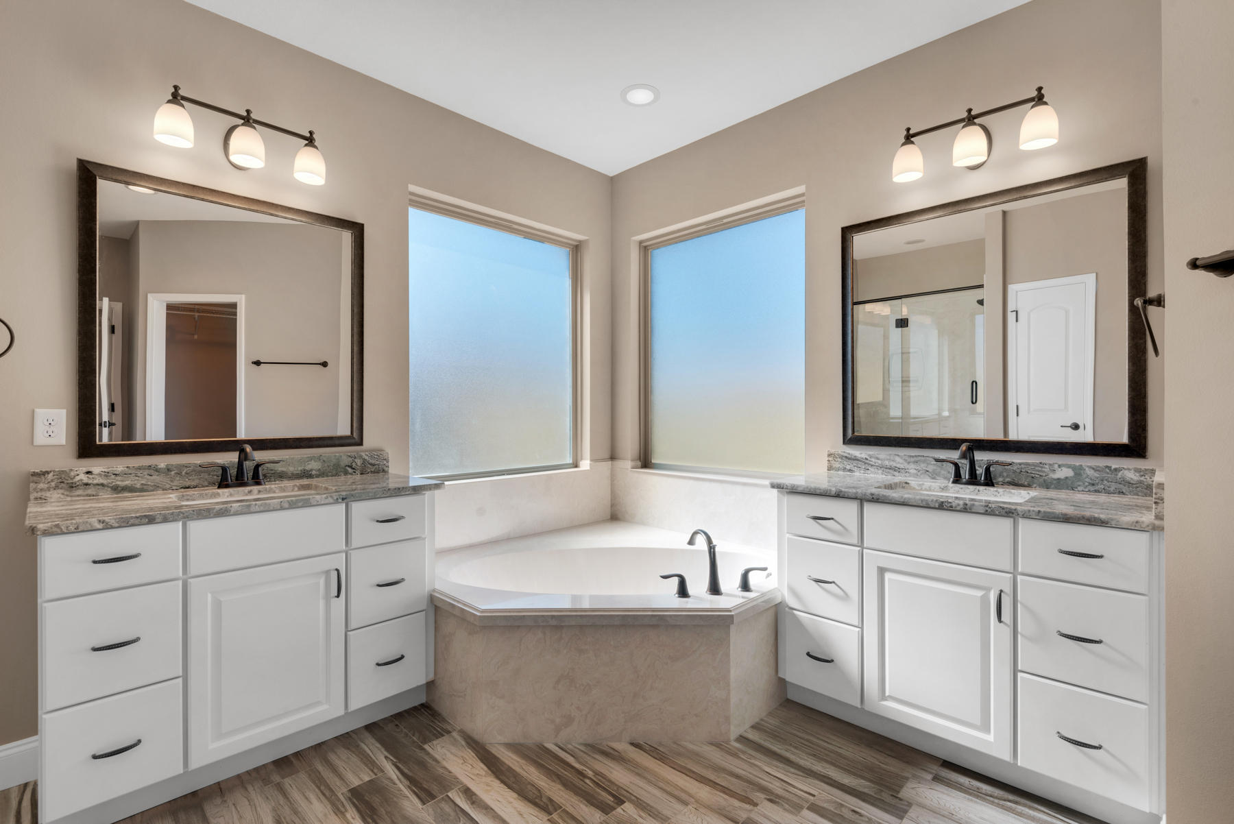 MAJESTIC OAKS AT OCEAN CITY - Residential