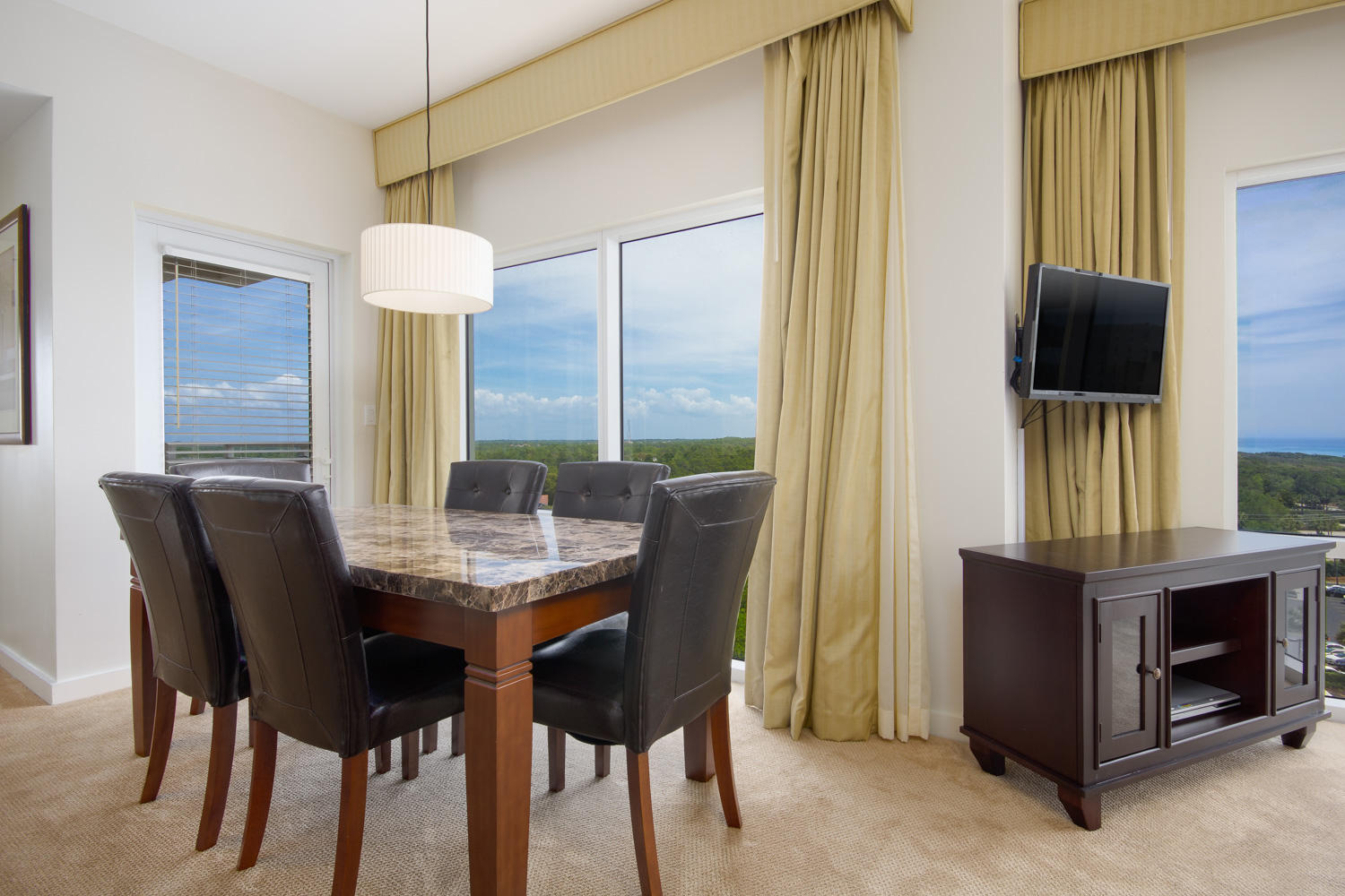 LUAU I - Residential