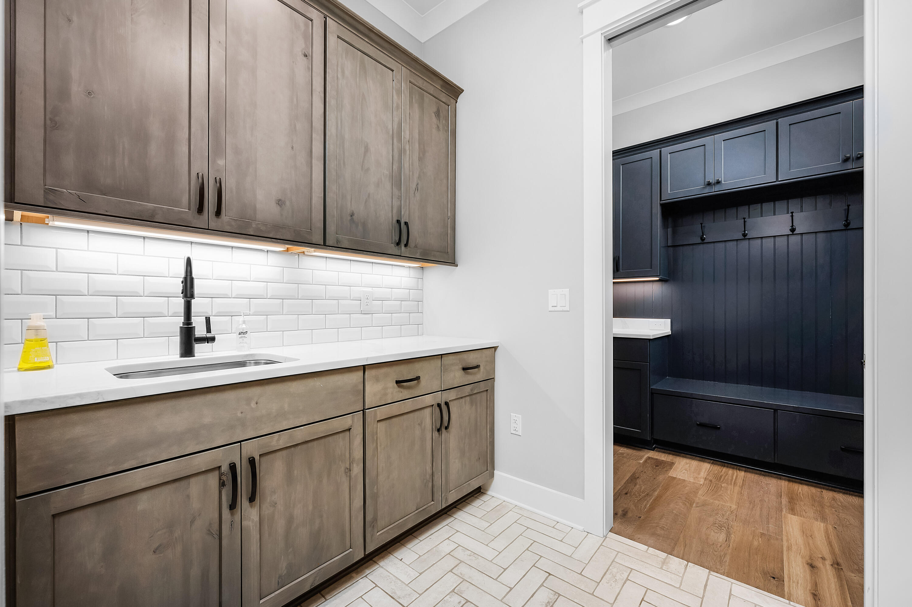 HUNTERS RUN S/D - Residential