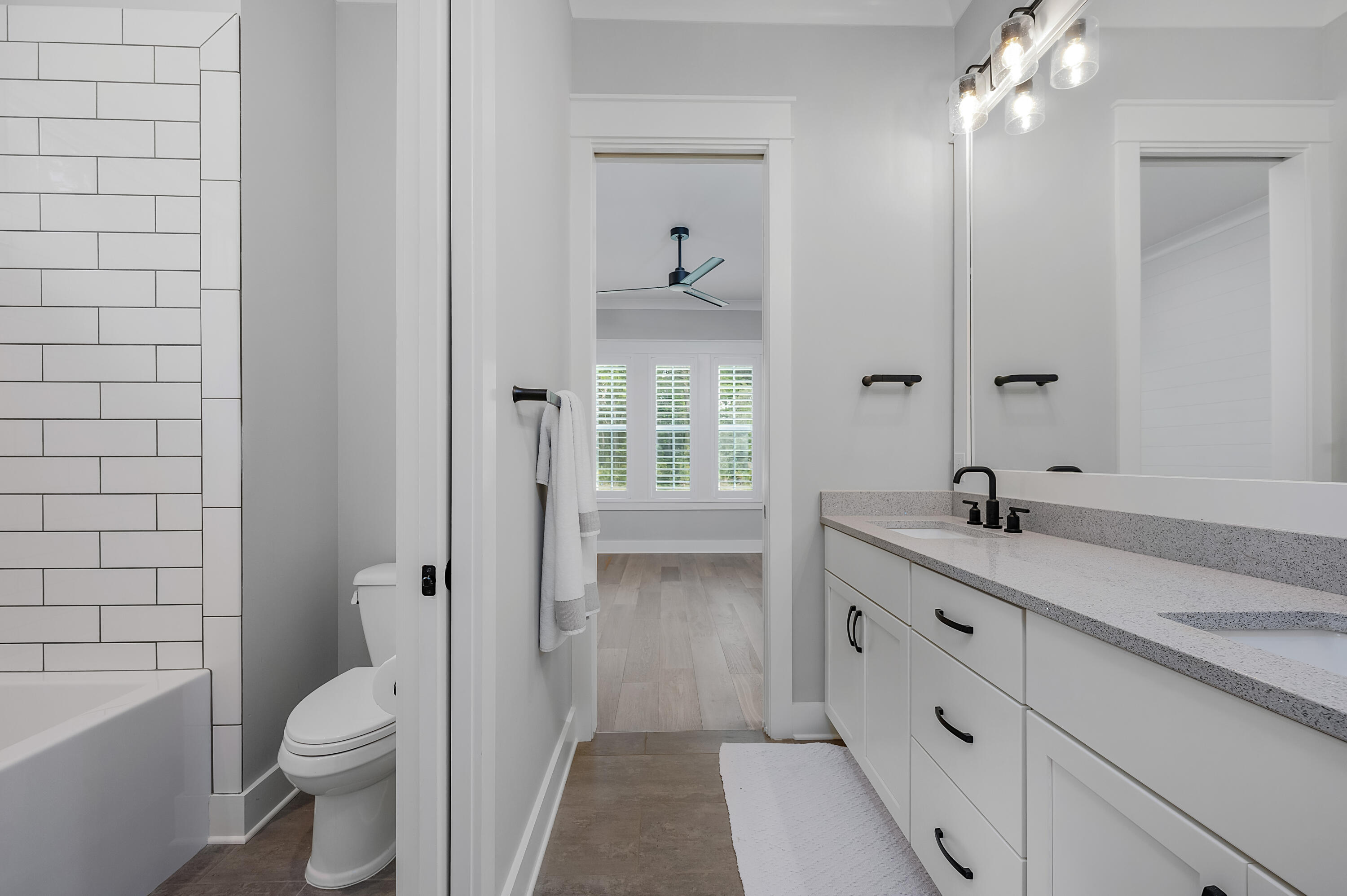 HUNTERS RUN S/D - Residential