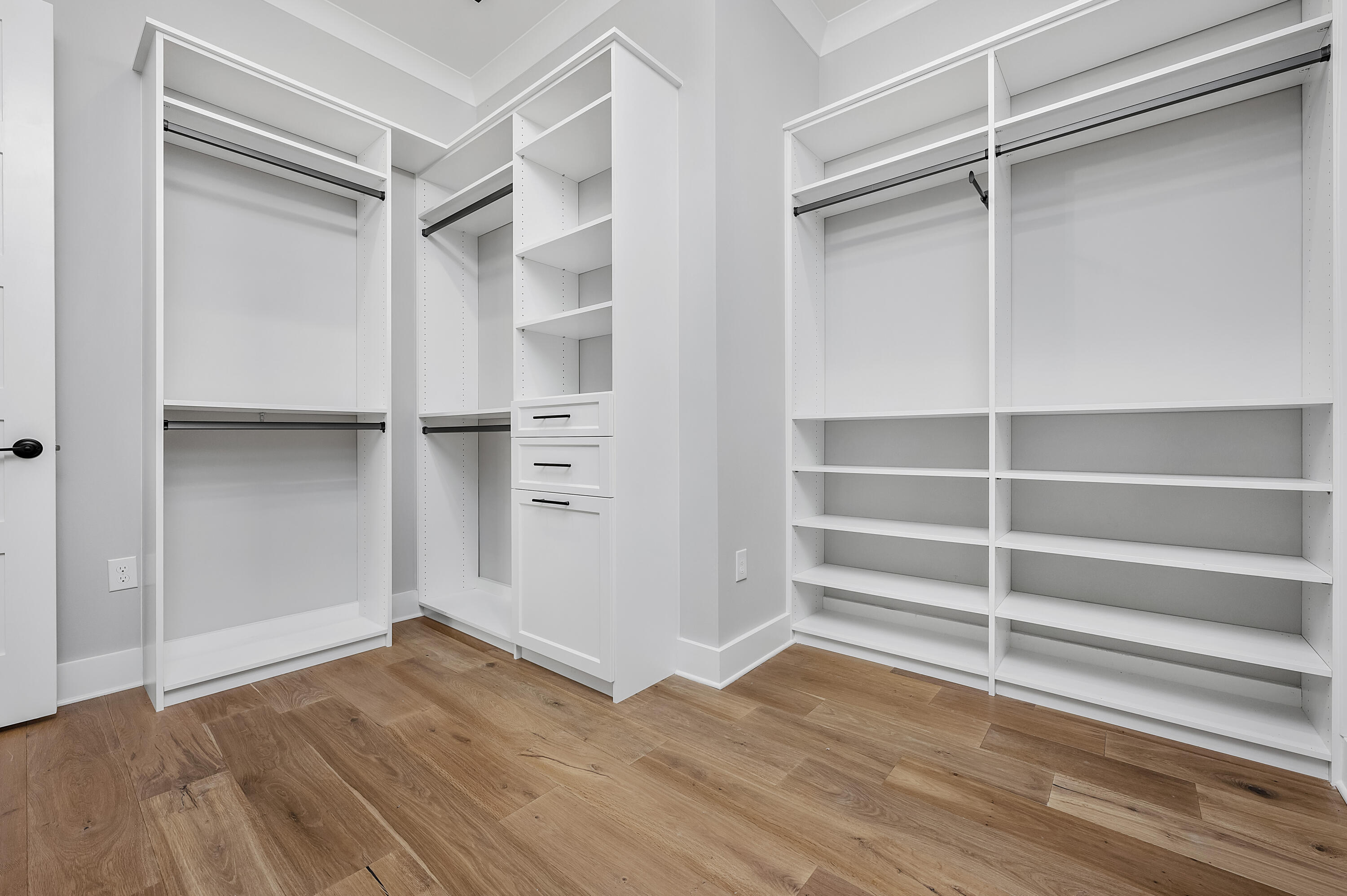 HUNTERS RUN S/D - Residential