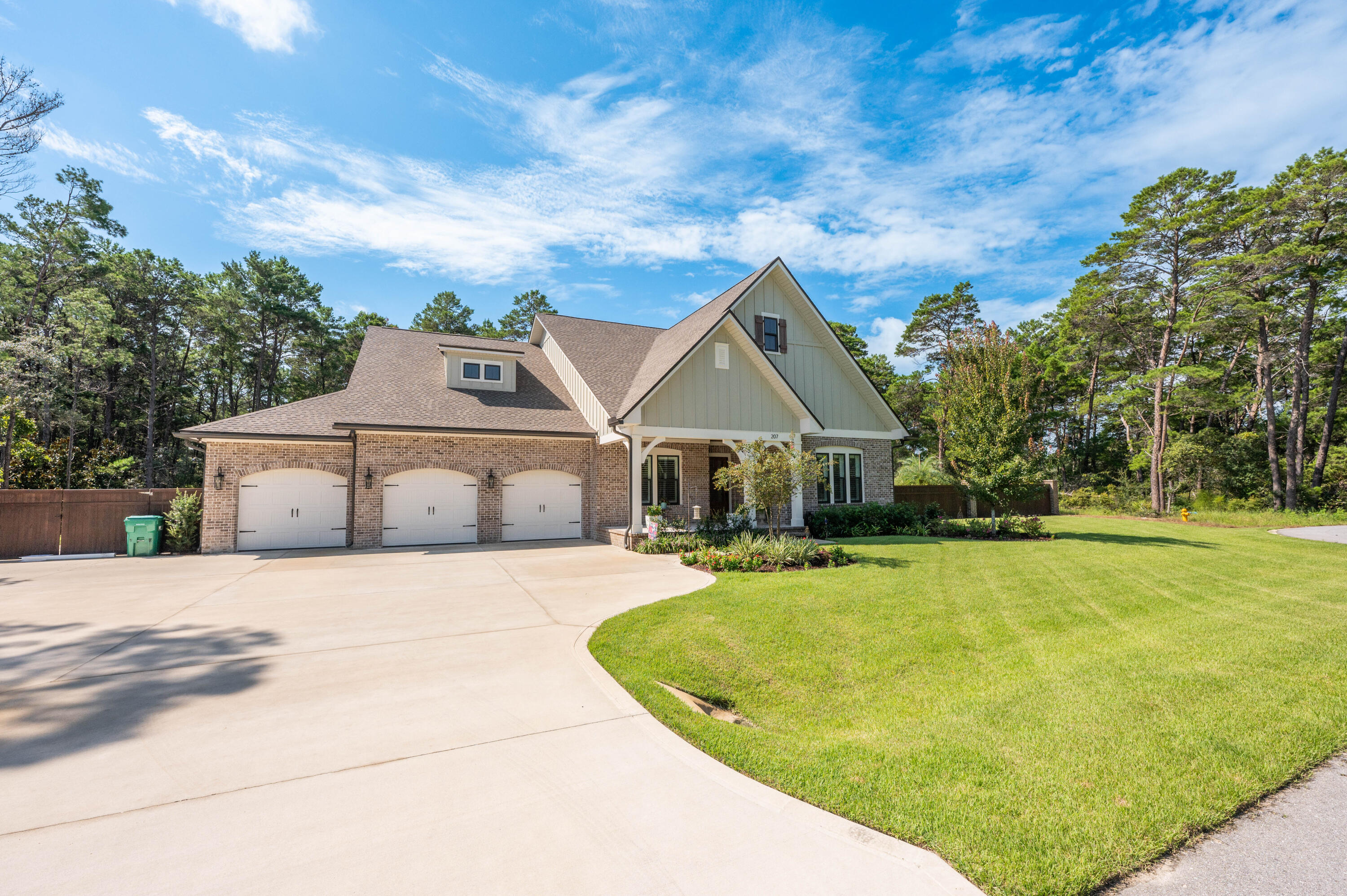 HUNTERS RUN S/D - Residential