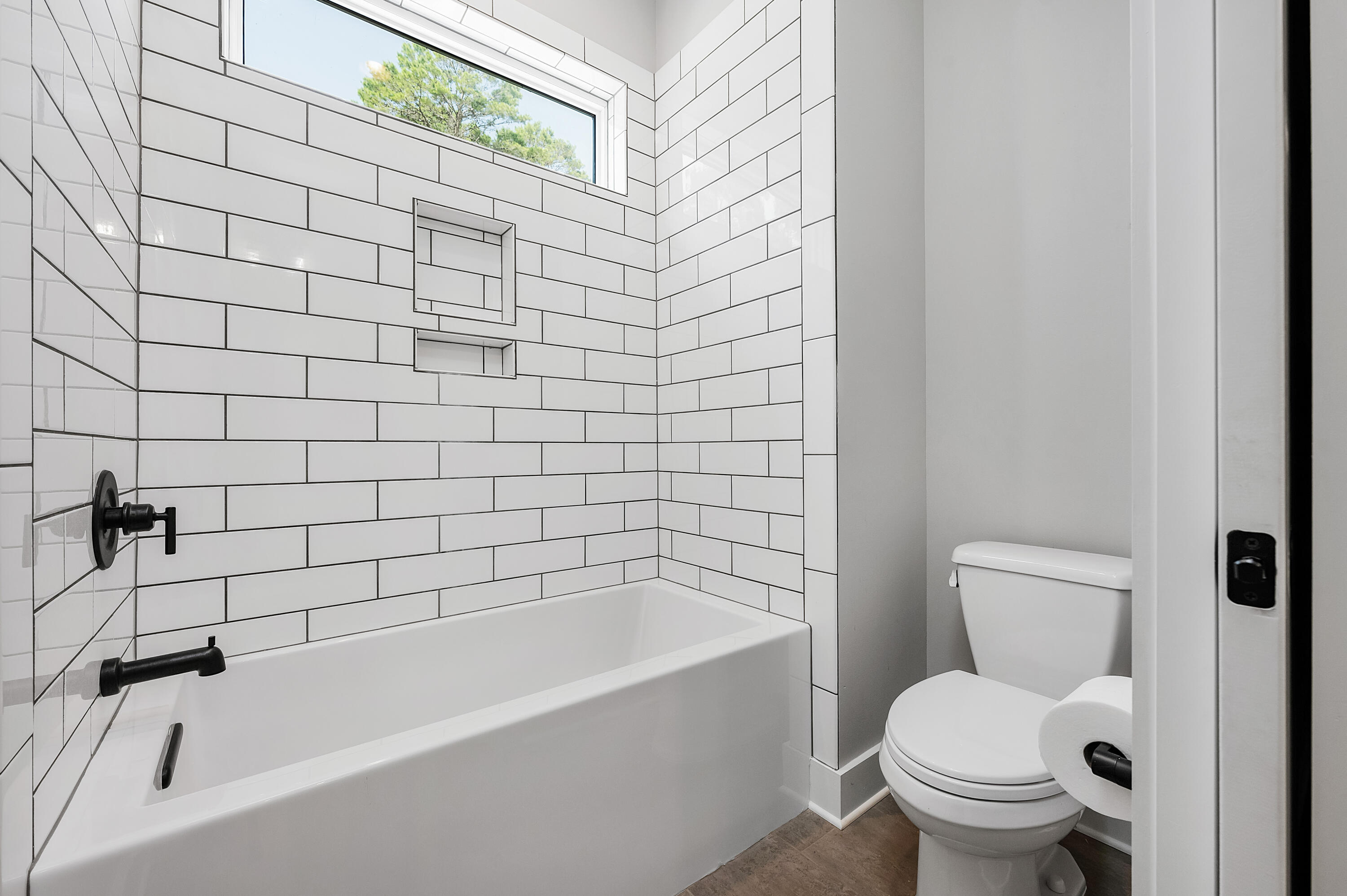HUNTERS RUN S/D - Residential