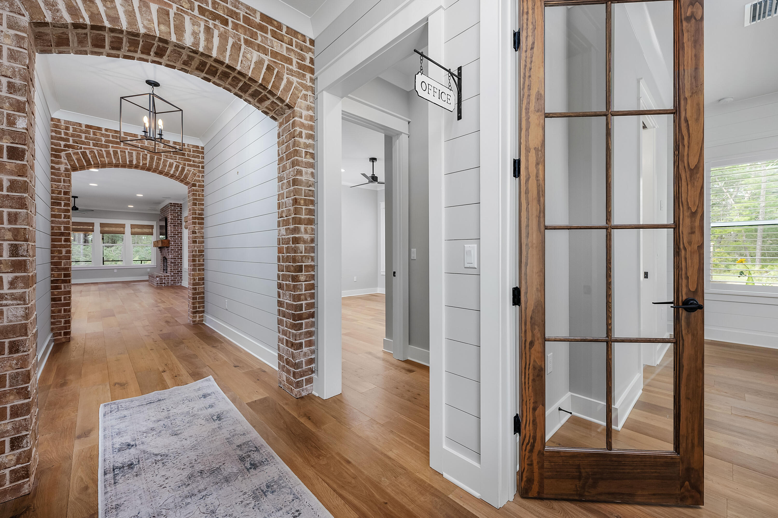 HUNTERS RUN S/D - Residential