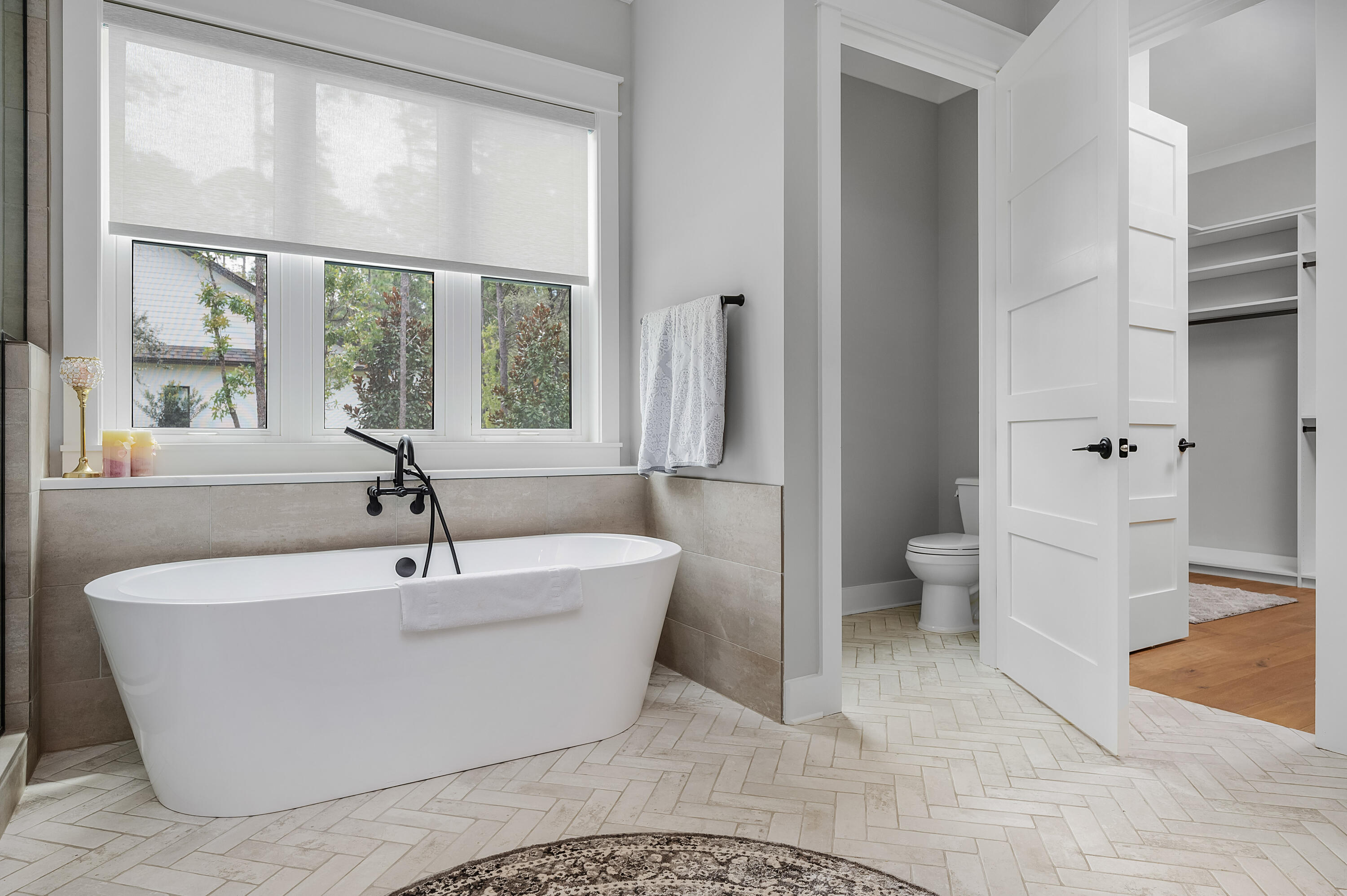 HUNTERS RUN S/D - Residential