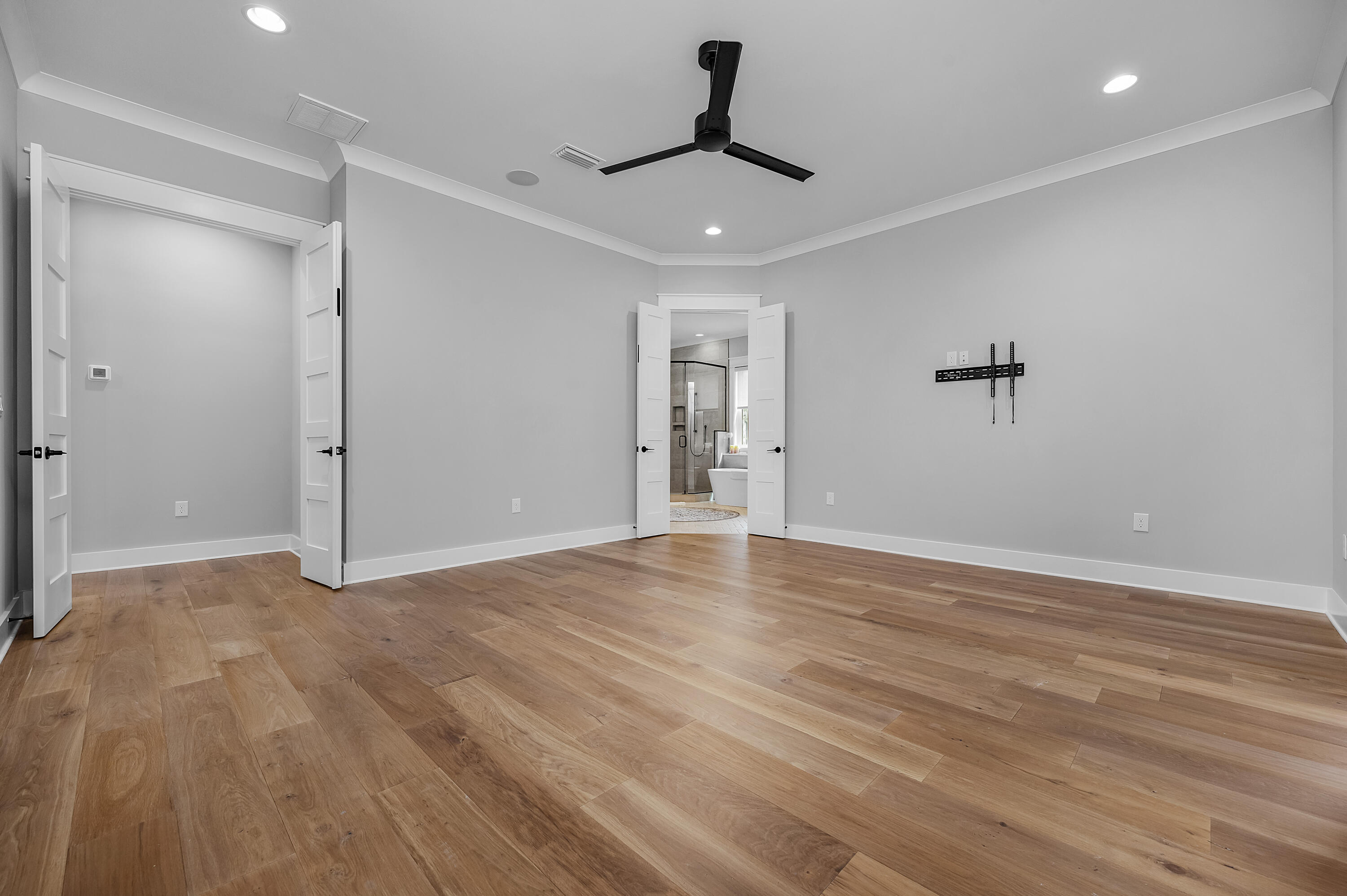 HUNTERS RUN S/D - Residential