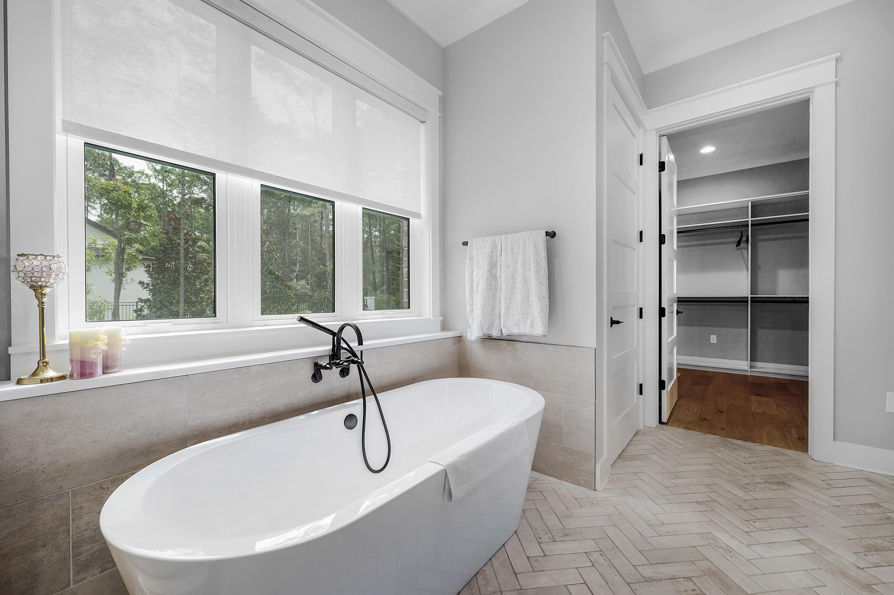 HUNTERS RUN S/D - Residential