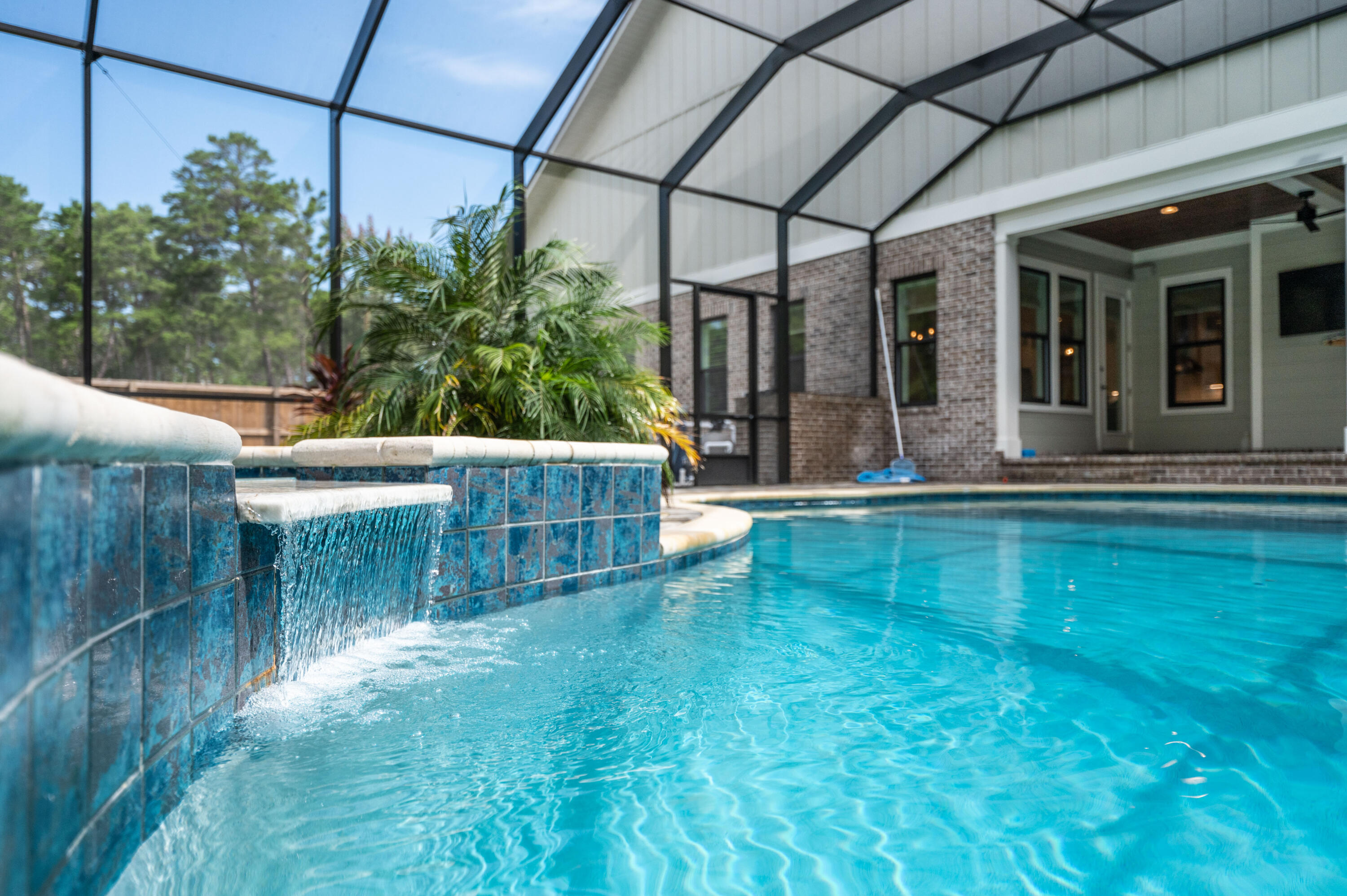 HUNTERS RUN S/D - Residential