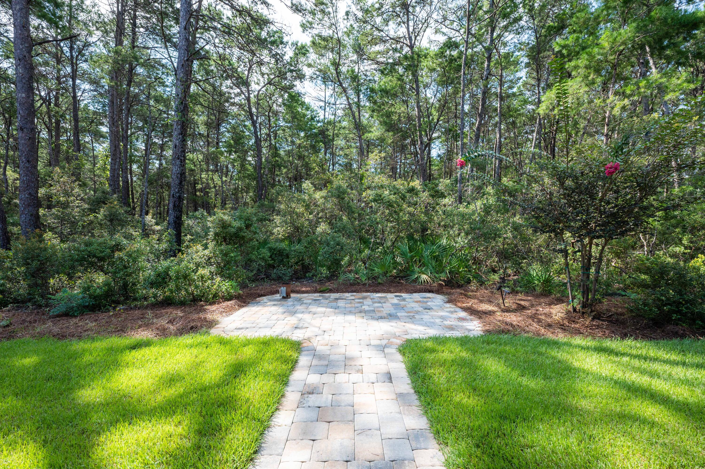 HUNTERS RUN S/D - Residential