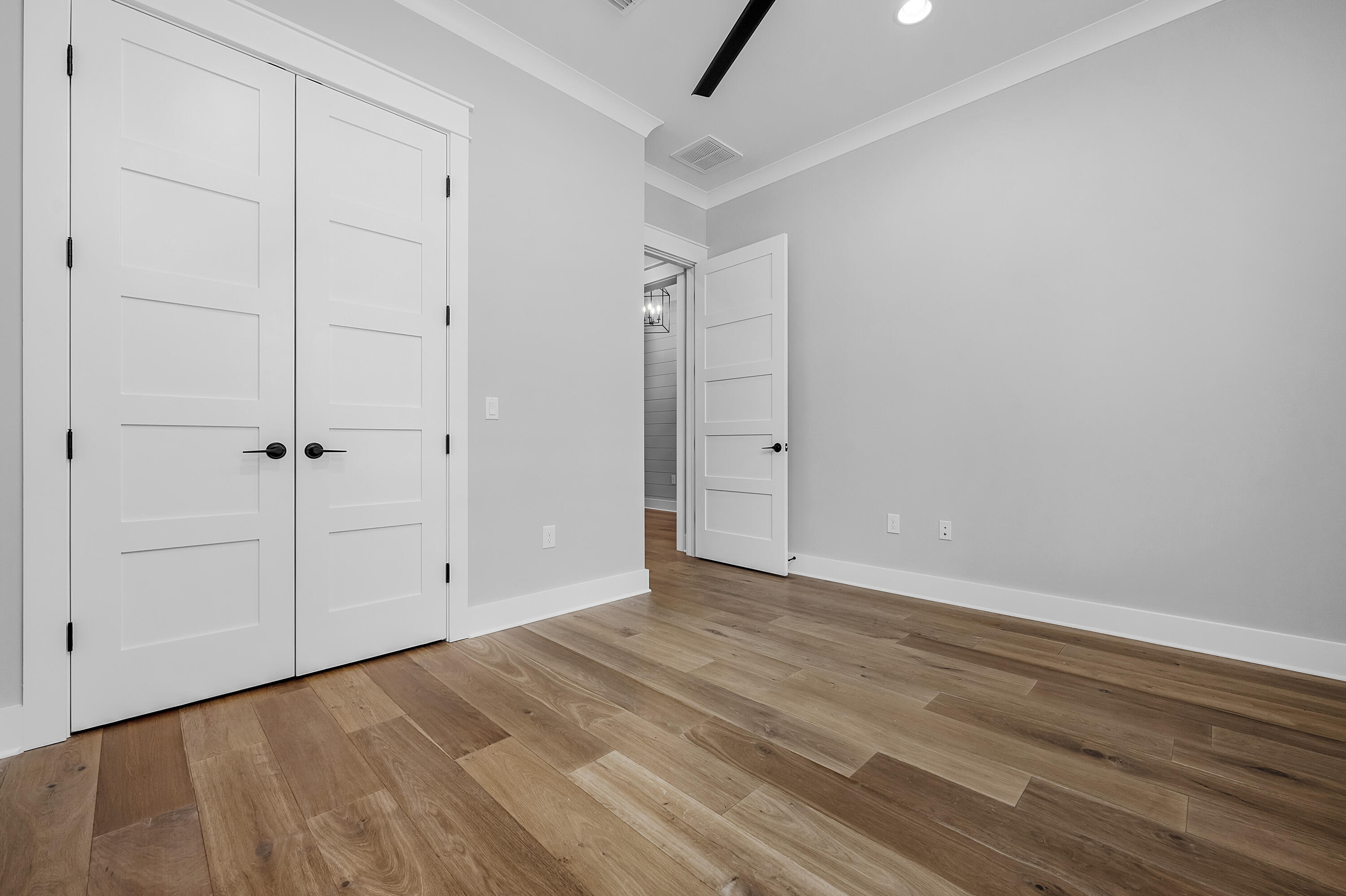 HUNTERS RUN S/D - Residential