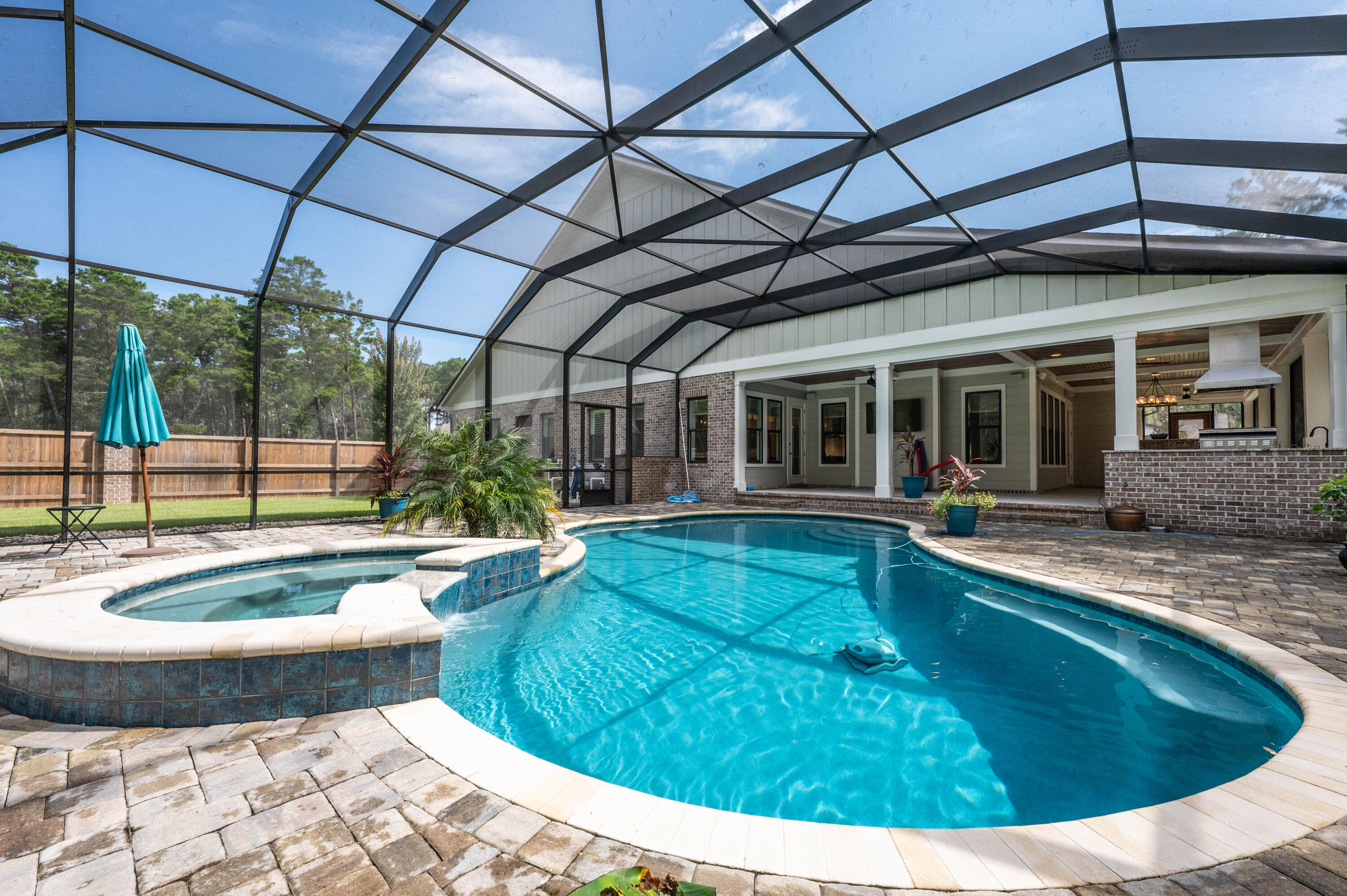 HUNTERS RUN S/D - Residential