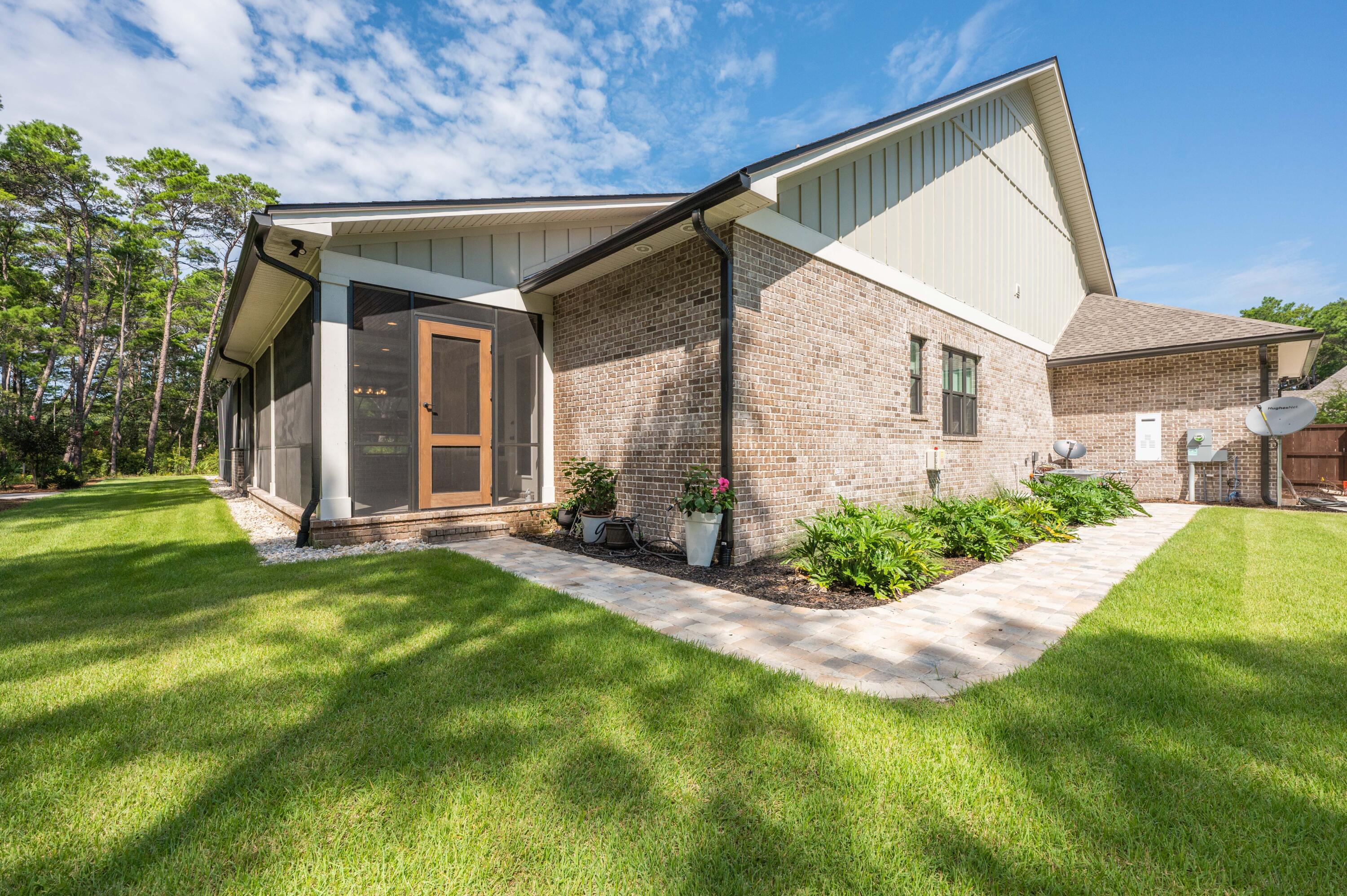 HUNTERS RUN S/D - Residential