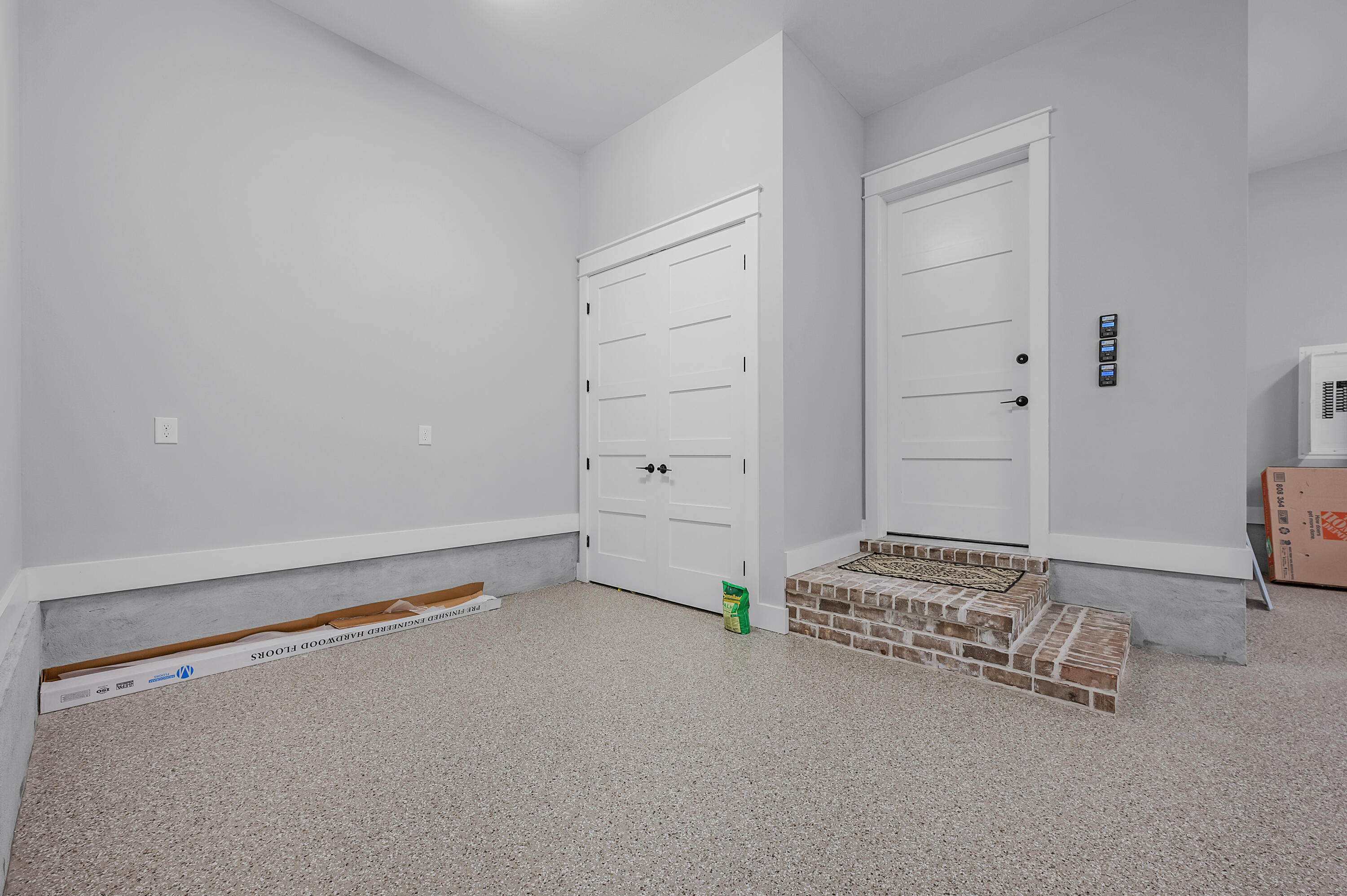 HUNTERS RUN S/D - Residential