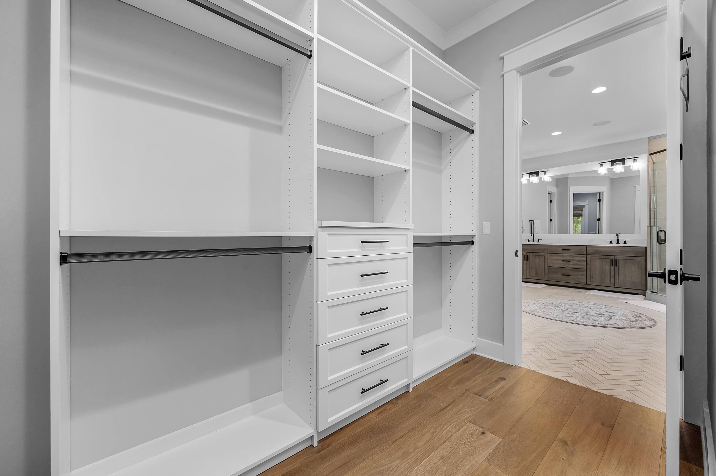HUNTERS RUN S/D - Residential
