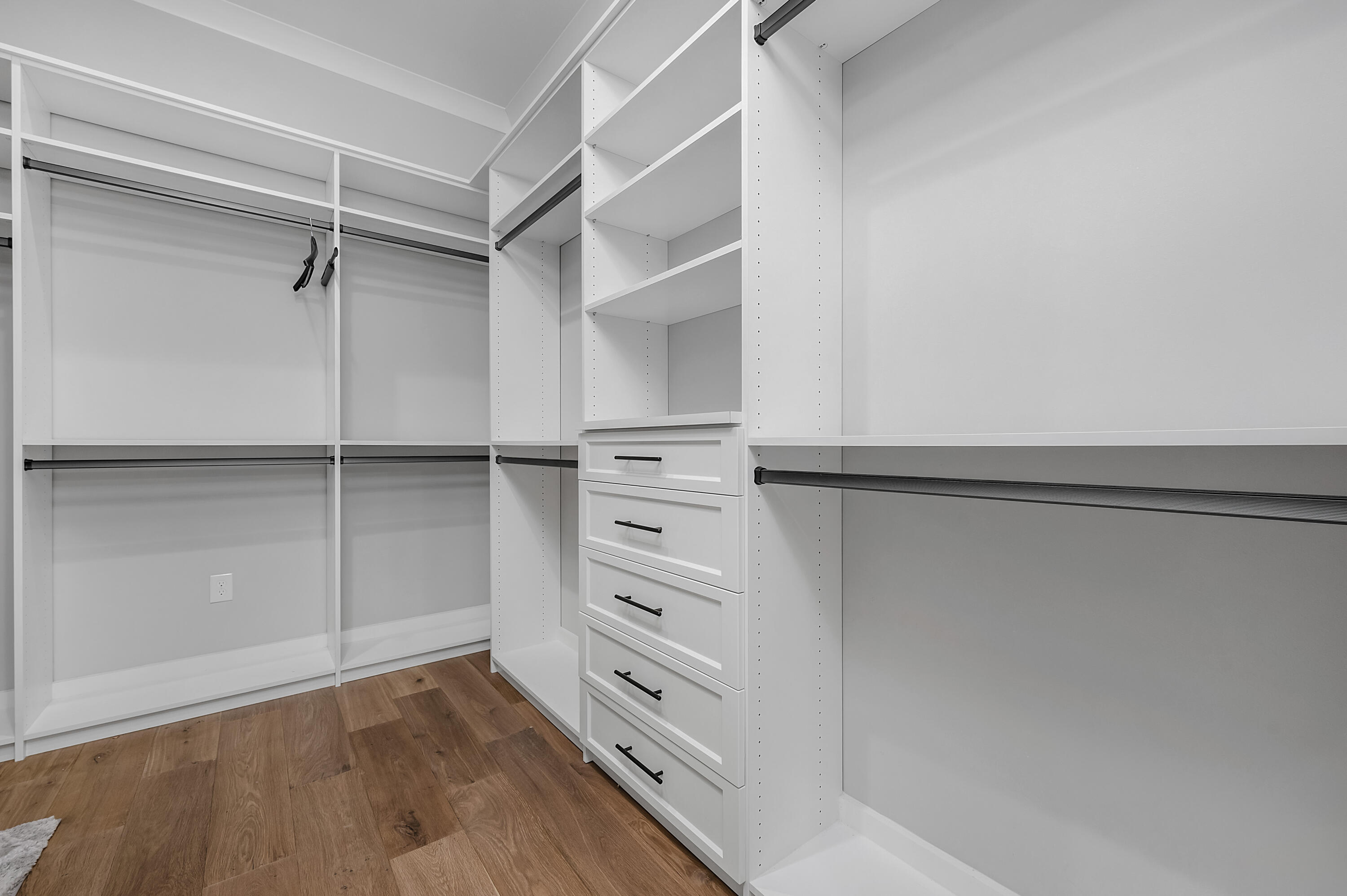 HUNTERS RUN S/D - Residential