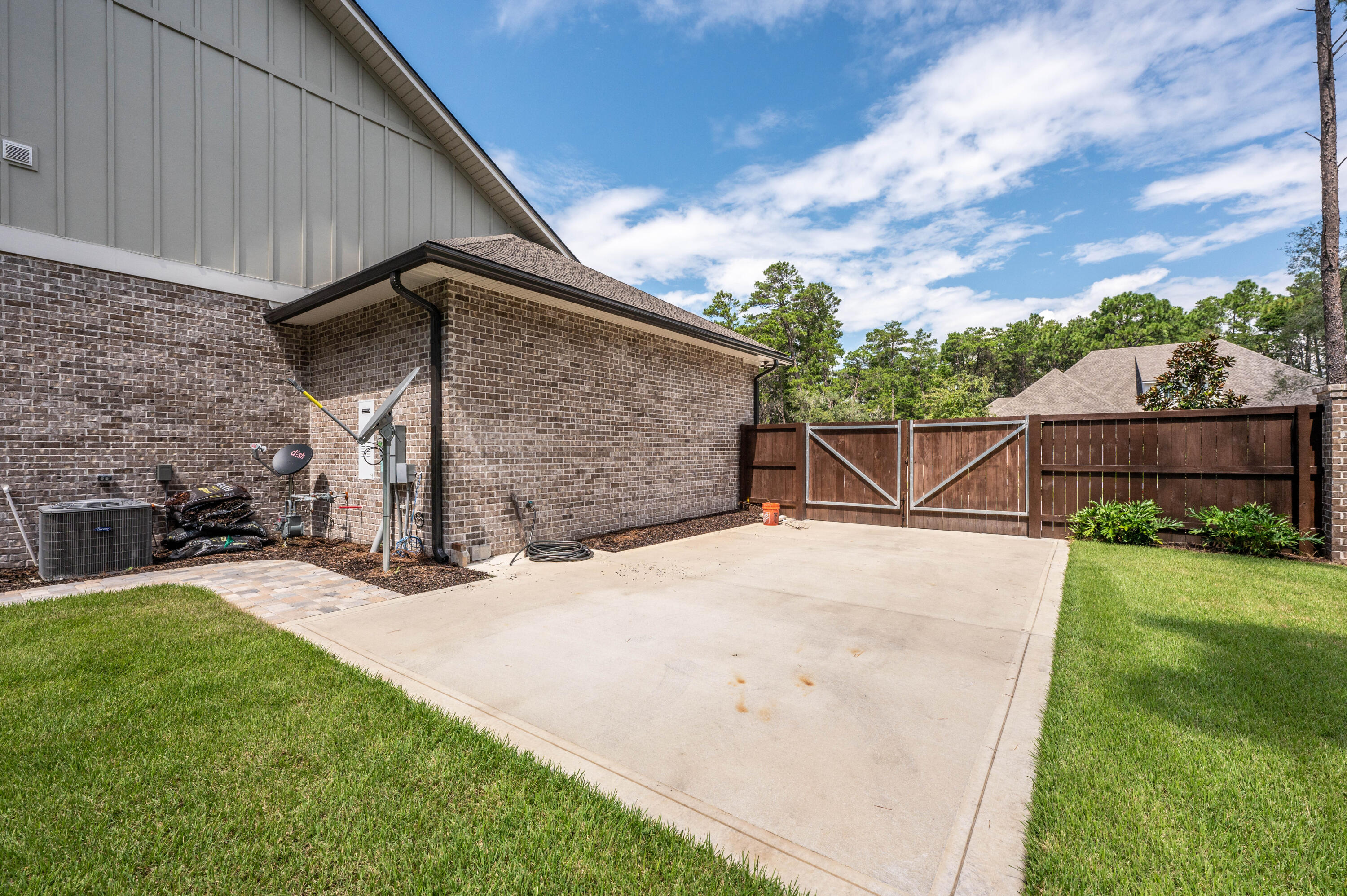 HUNTERS RUN S/D - Residential