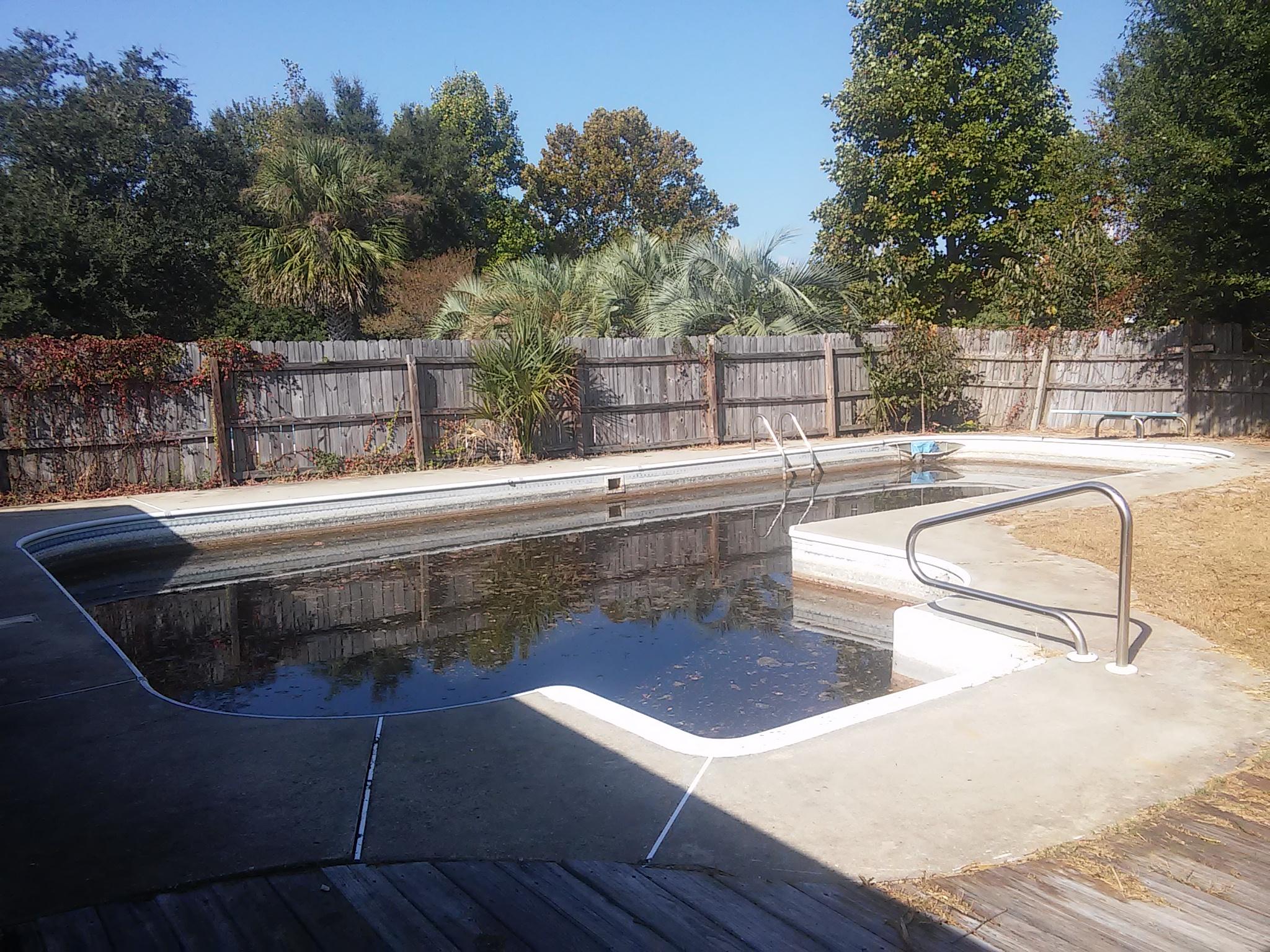 LIVE OAK - Residential